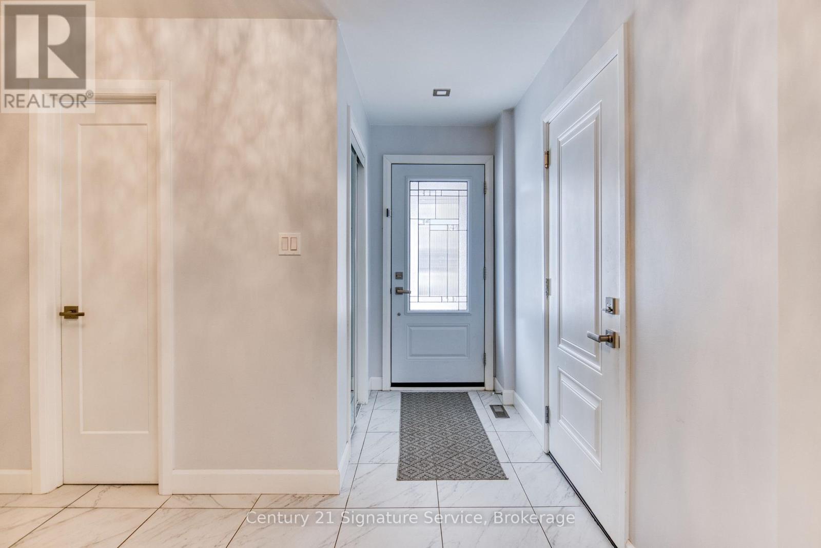 7282 Bendigo Circle, Mississauga, Ontario  L5N 1Z5 - Photo 10 - W12808054