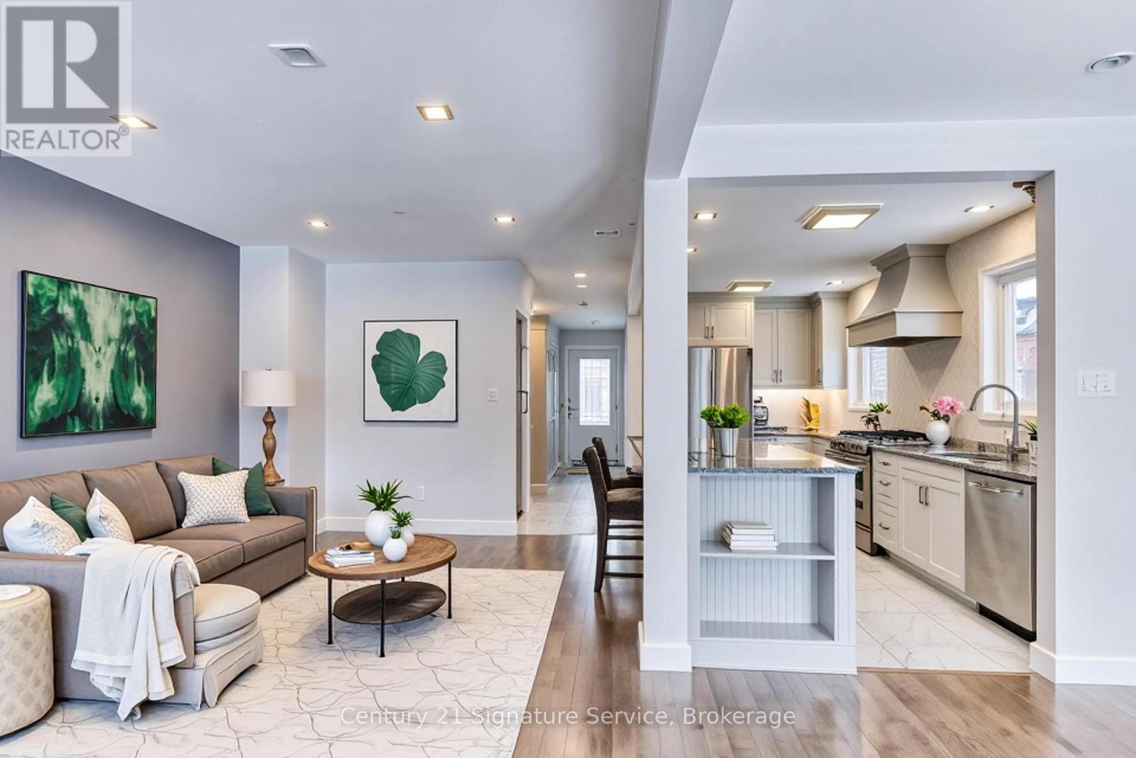 7282 Bendigo Circle, Mississauga, Ontario  L5N 1Z5 - Photo 3 - W12808054