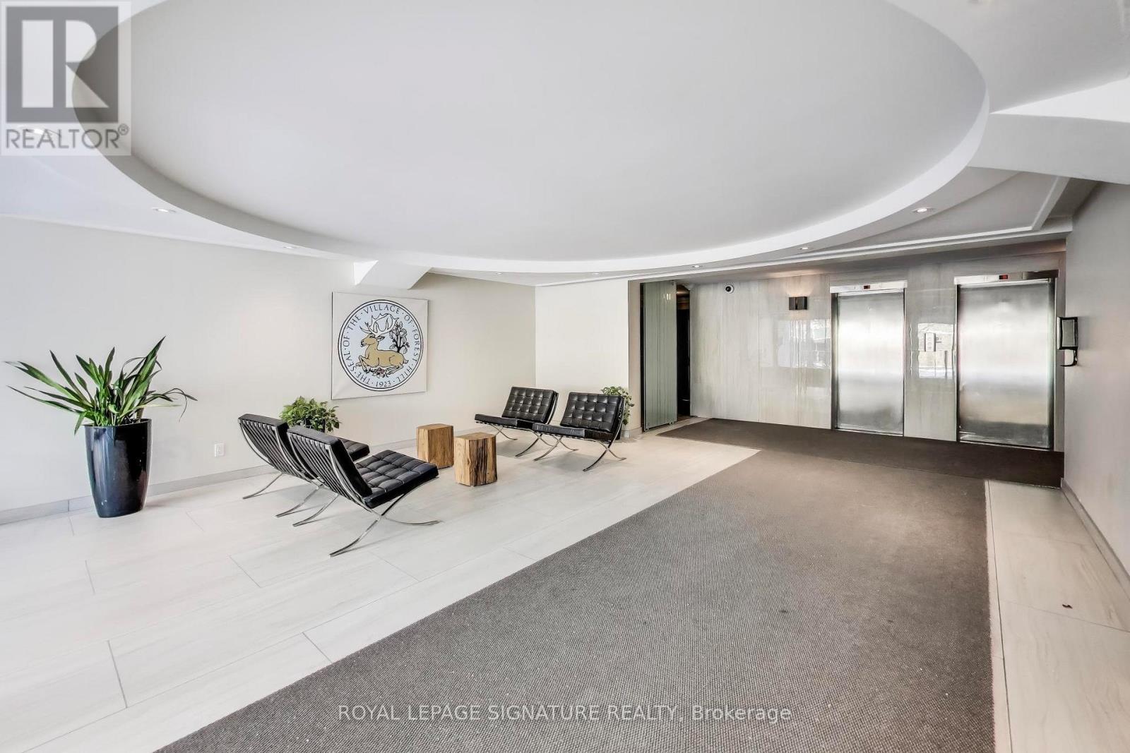 212 - 335 Lonsdale Road, Toronto, Ontario  M5P 1R4 - Photo 2 - C12808694