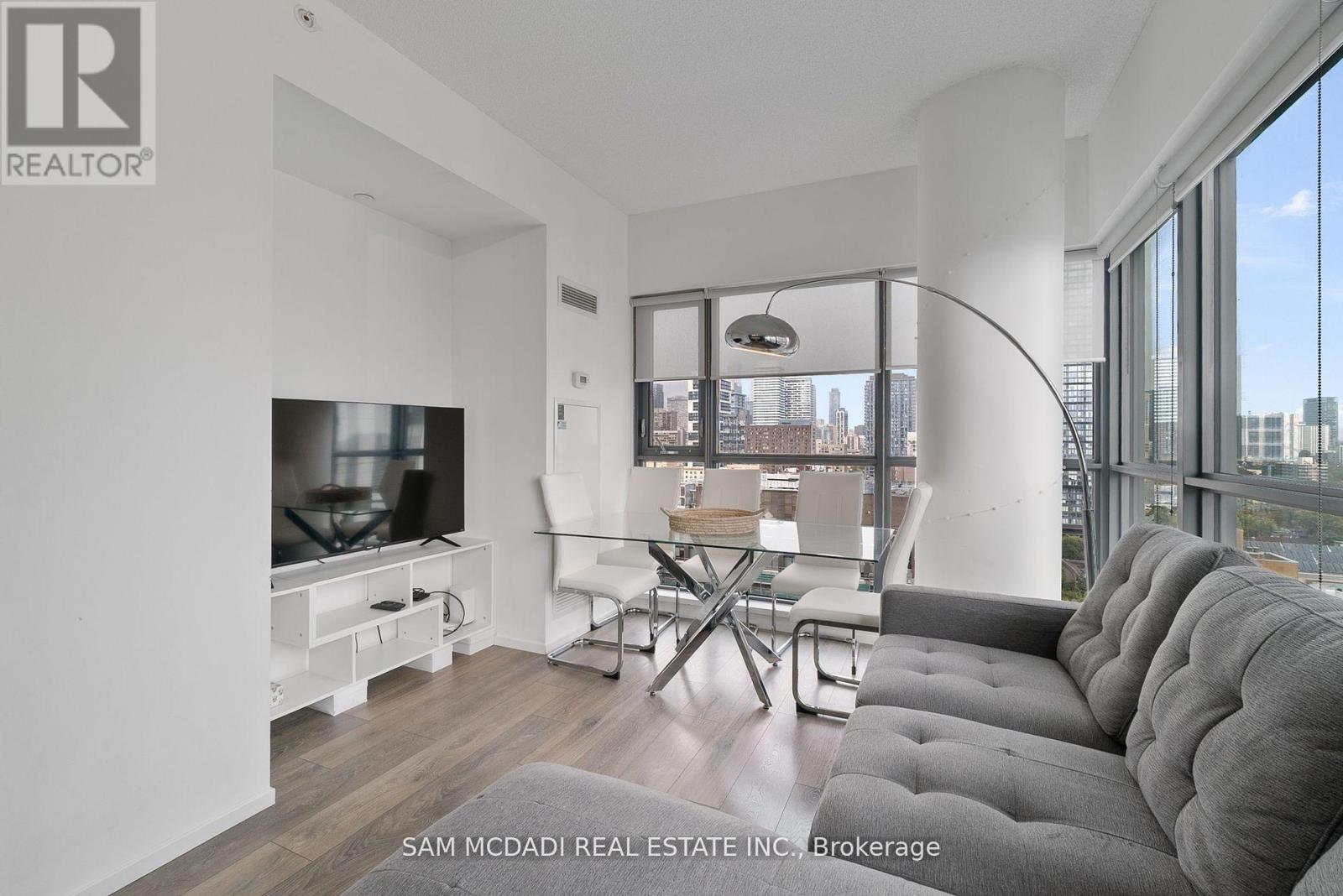 1906 - 159 Dundas Street E, Toronto, Ontario  M5B 0A9 - Photo 5 - C12808700