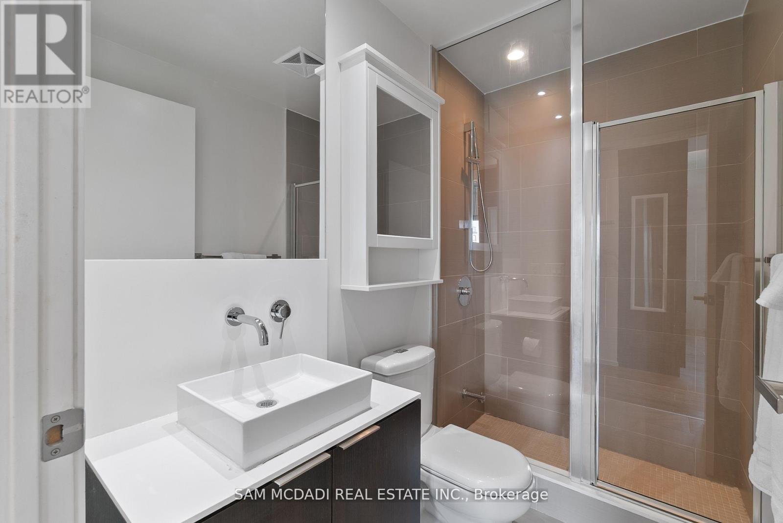 1906 - 159 Dundas Street E, Toronto, Ontario  M5B 0A9 - Photo 8 - C12808700