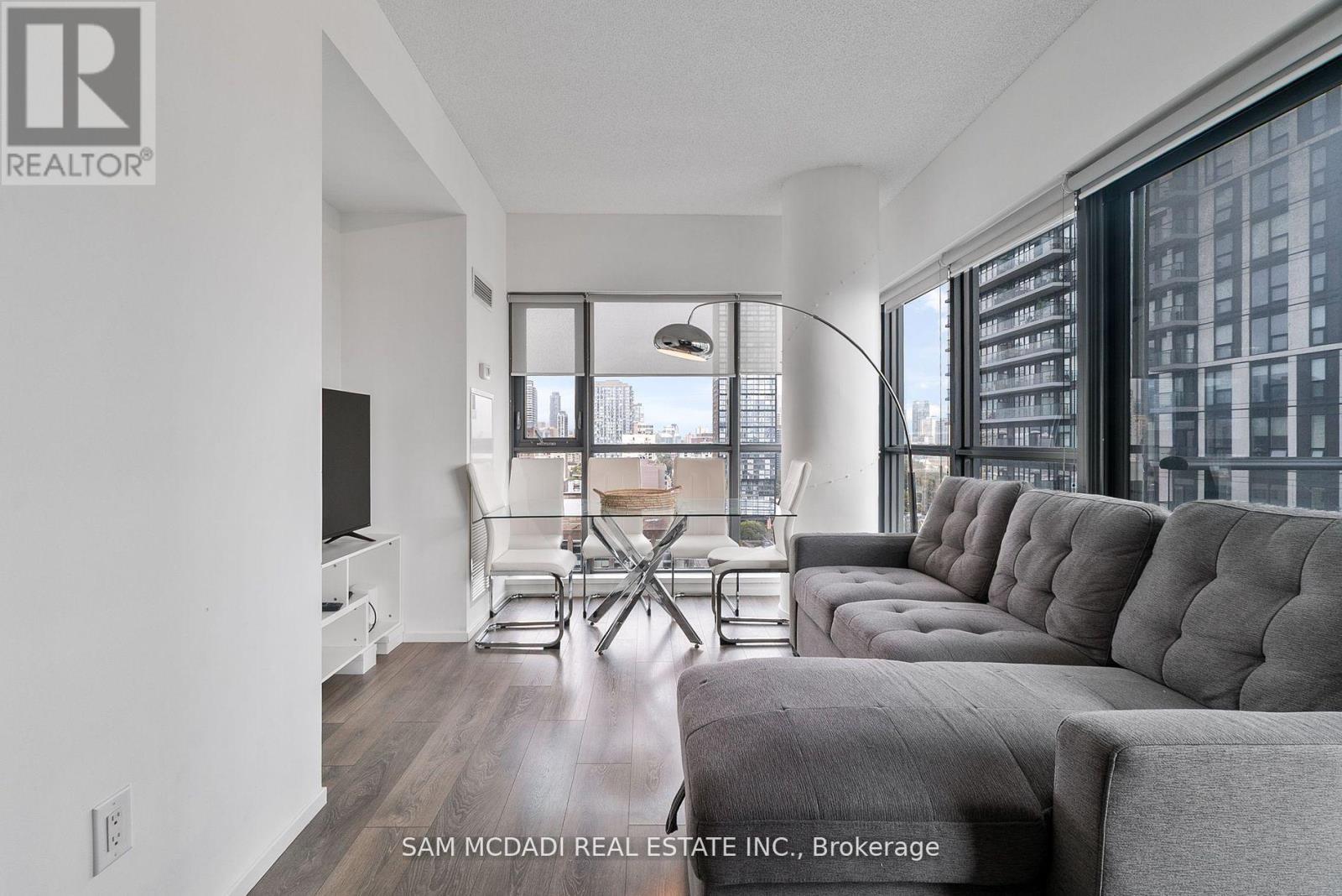 1906 - 159 Dundas Street E, Toronto, Ontario  M5B 1E4 - Photo 4 - C12808706