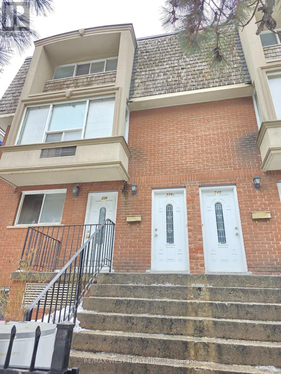 A - 238 SHUTER STREET, Toronto, Ontario