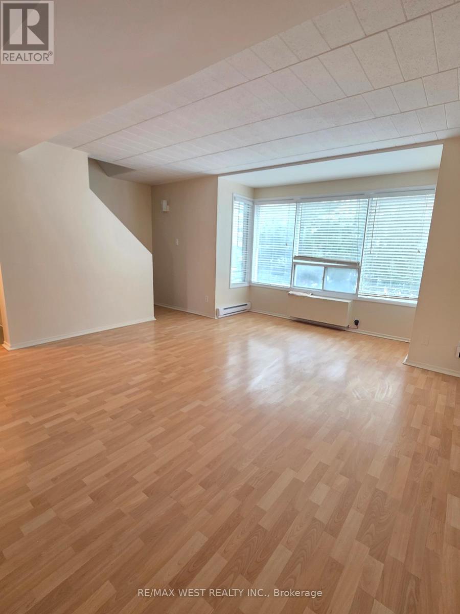 A - 238 Shuter Street, Toronto, Ontario  M5A 1W1 - Photo 2 - C12808714