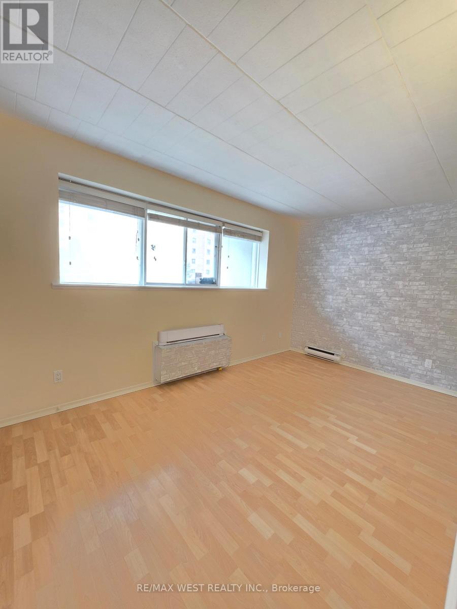 A - 238 Shuter Street, Toronto, Ontario  M5A 1W1 - Photo 4 - C12808714