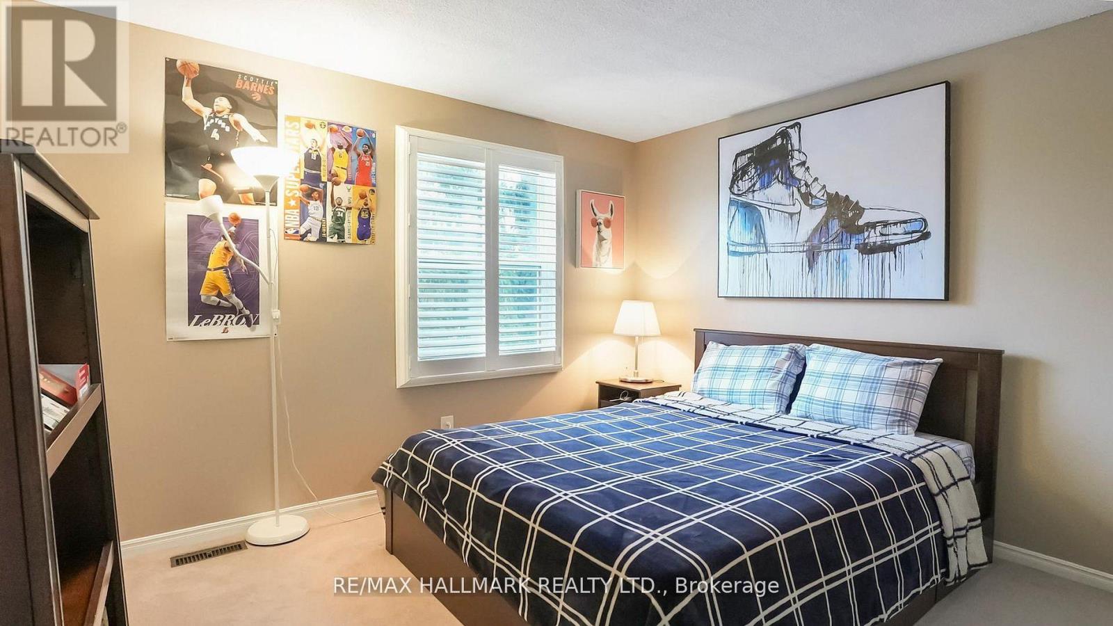 22 Avondale Crescent, Aurora, Ontario  L4G 3P6 - Photo 21 - N12808688