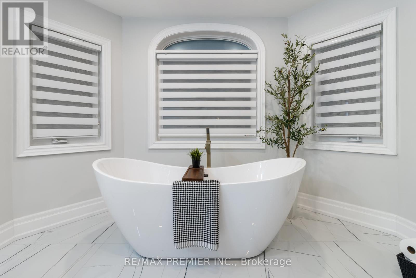 48 Vaughan Mills Road, Vaughan, Ontario  L4H 1C8 - Photo 26 - N12808702