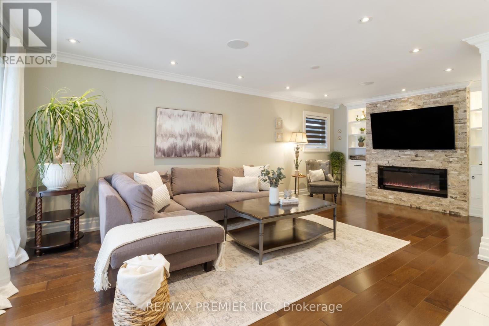 48 Vaughan Mills Road, Vaughan, Ontario  L4H 1C8 - Photo 9 - N12808702