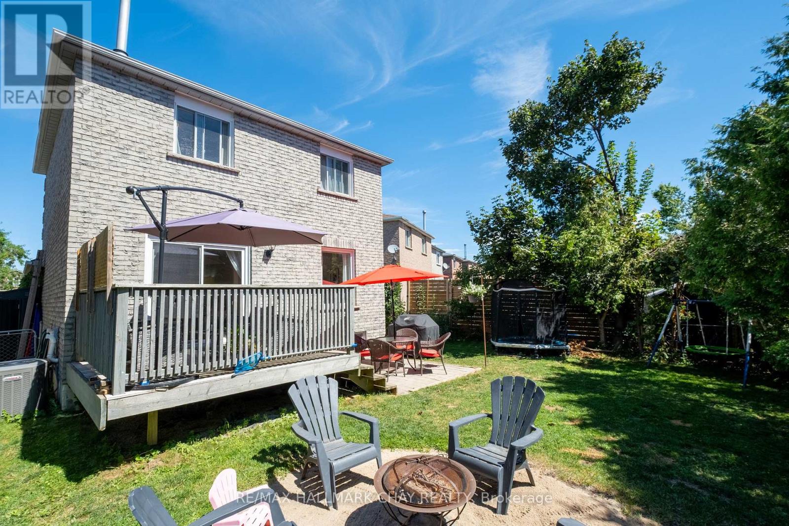 54 Wallace Drive, Barrie, Ontario  L4N 7E1 - Photo 3 - S12808692