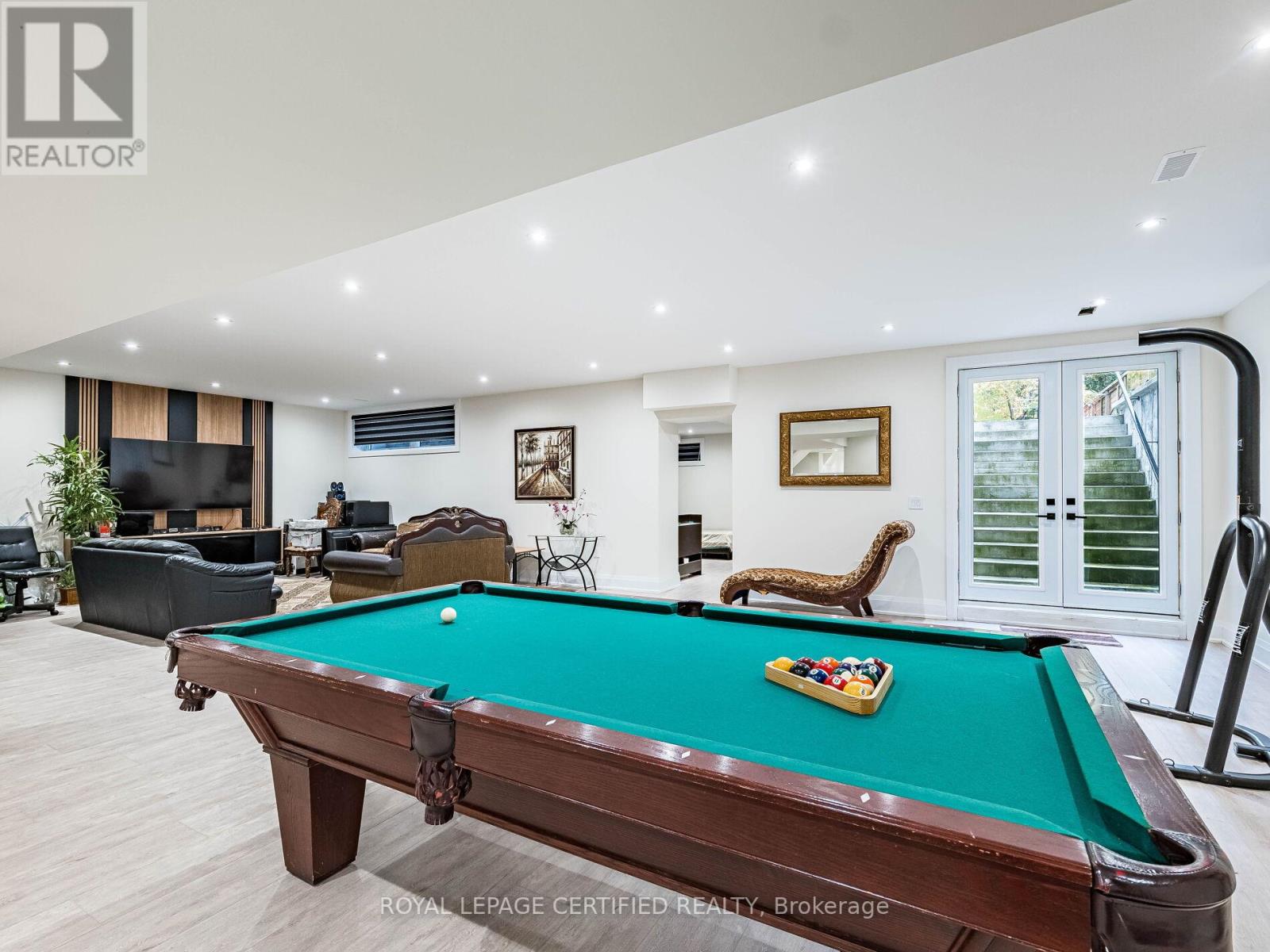 3081 Grenville Drive, Mississauga, Ontario  L5A 2P6 - Photo 31 - W12750794