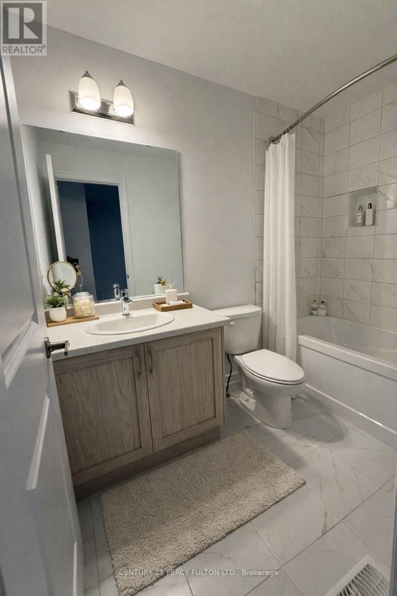 7 - 575 Woodward Avenue, Hamilton, Ontario  L8H 6P2 - Photo 8 - X12807470