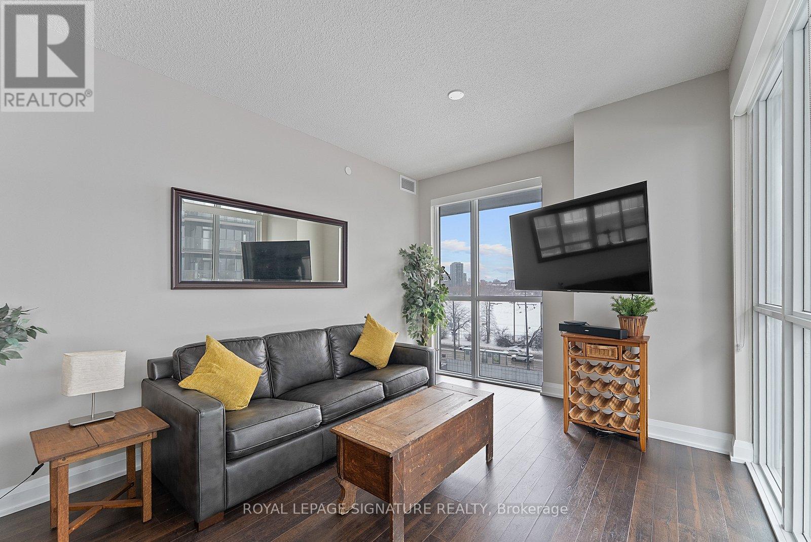 510 - 56 Annie Craig Drive, Toronto, Ontario  M8V 0C5 - Photo 3 - W12808670