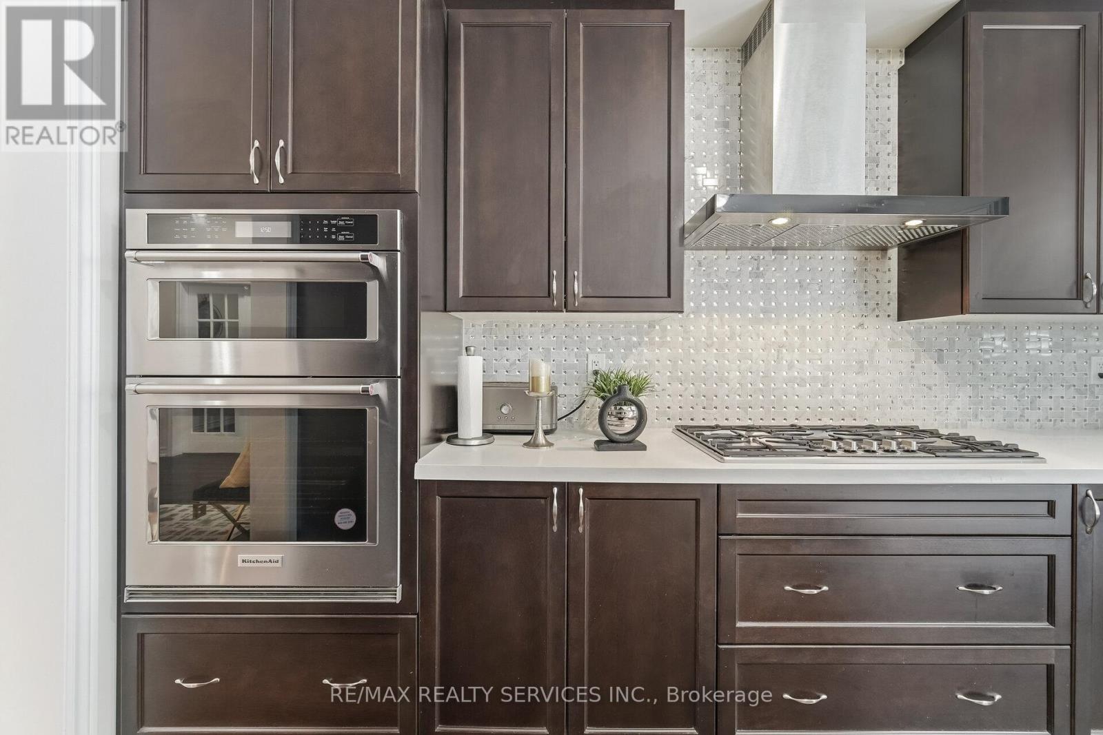 50 Royal Fern Crescent, Caledon, Ontario  L7C 4H1 - Photo 14 - W12808672