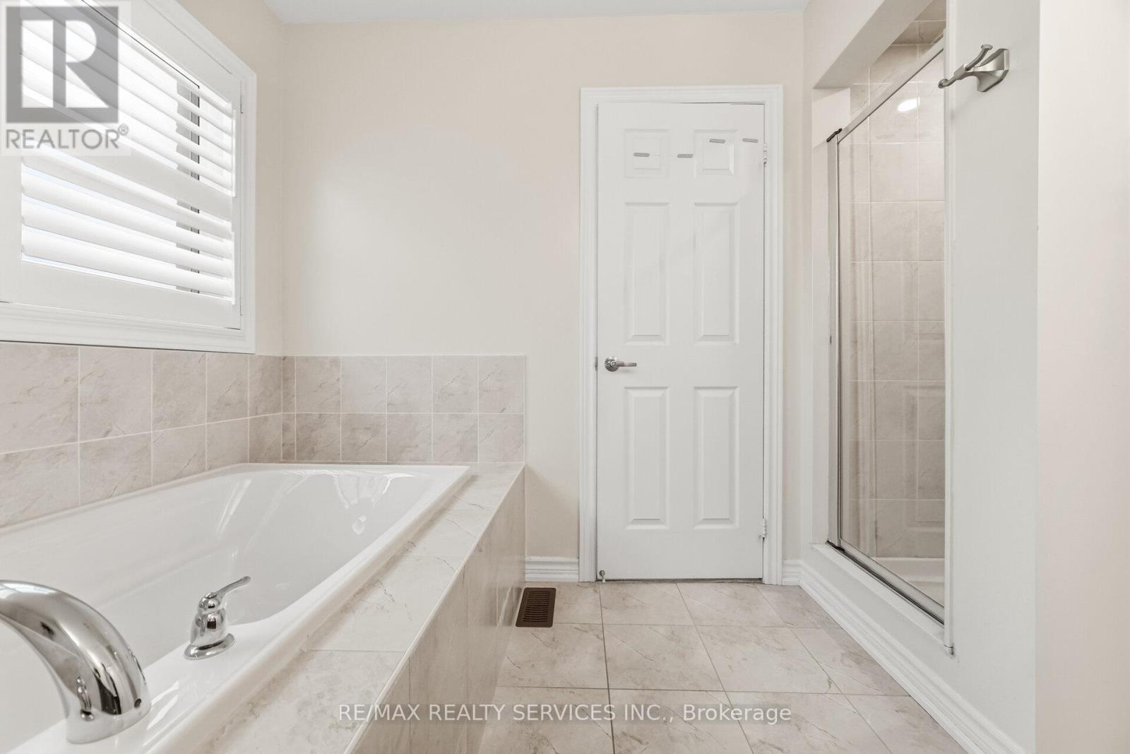 50 Royal Fern Crescent, Caledon, Ontario  L7C 4H1 - Photo 30 - W12808672