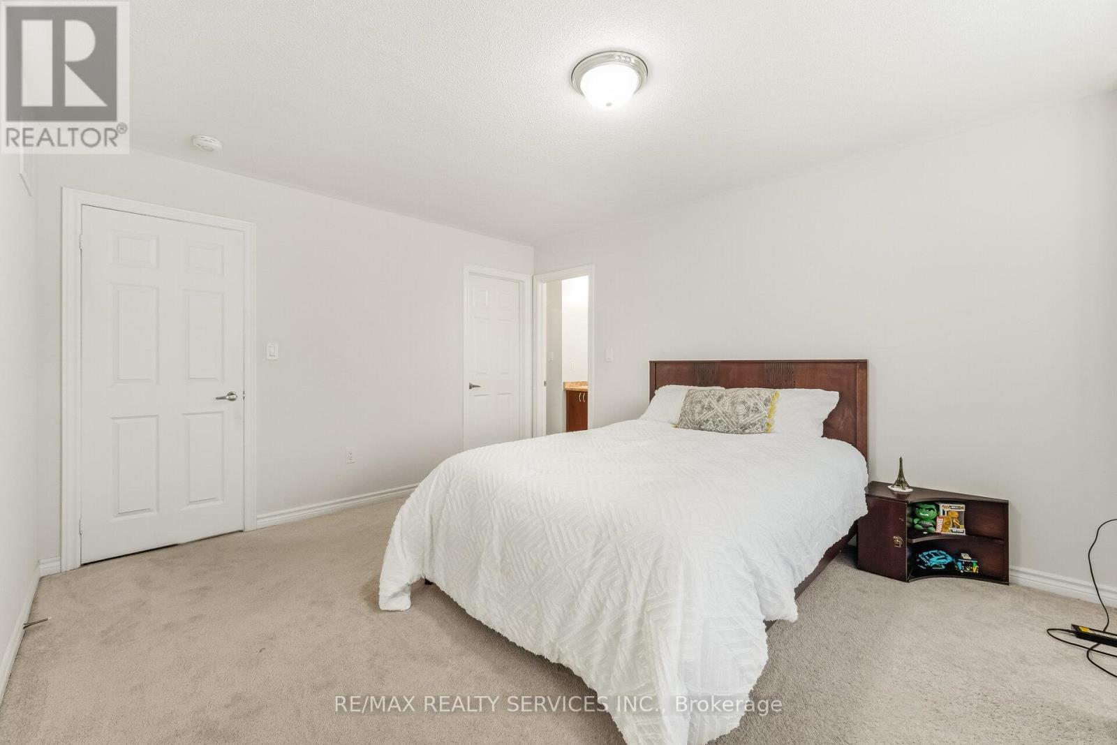 50 Royal Fern Crescent, Caledon, Ontario  L7C 4H1 - Photo 35 - W12808672