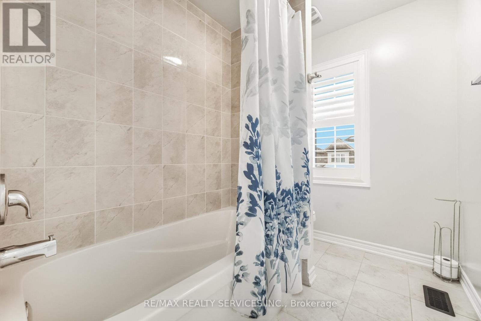 50 Royal Fern Crescent, Caledon, Ontario  L7C 4H1 - Photo 41 - W12808672