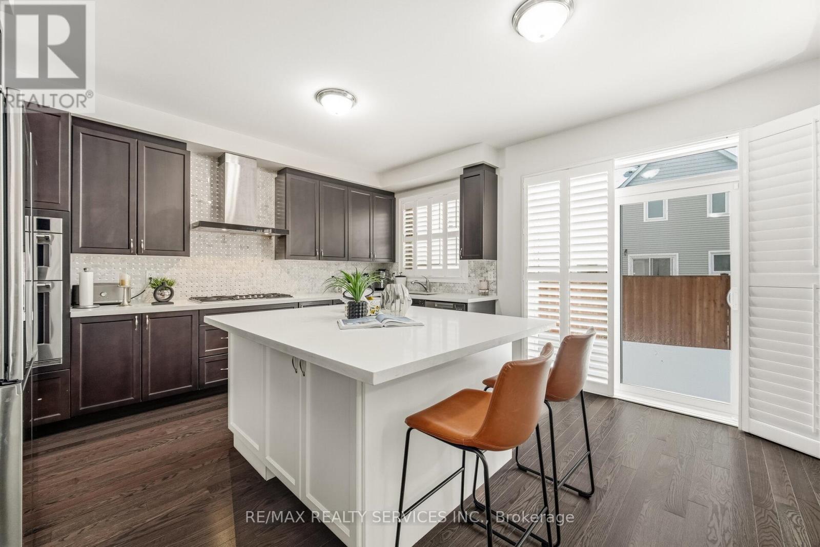 50 Royal Fern Crescent, Caledon, Ontario  L7C 4H1 - Photo 9 - W12808672