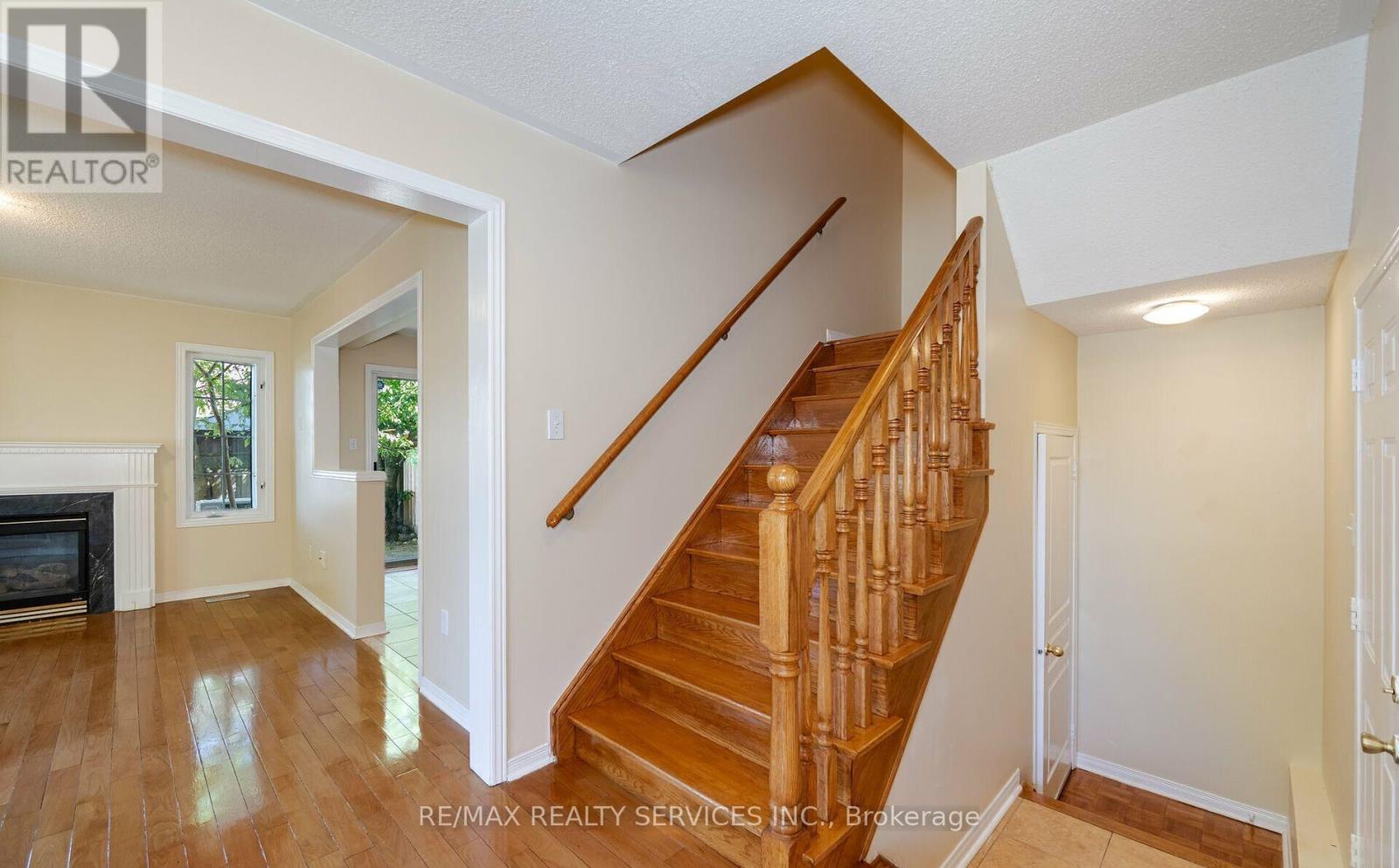 5616 Margarita Crescent, Mississauga, Ontario  L5M 6Z2 - Photo 15 - W12808710