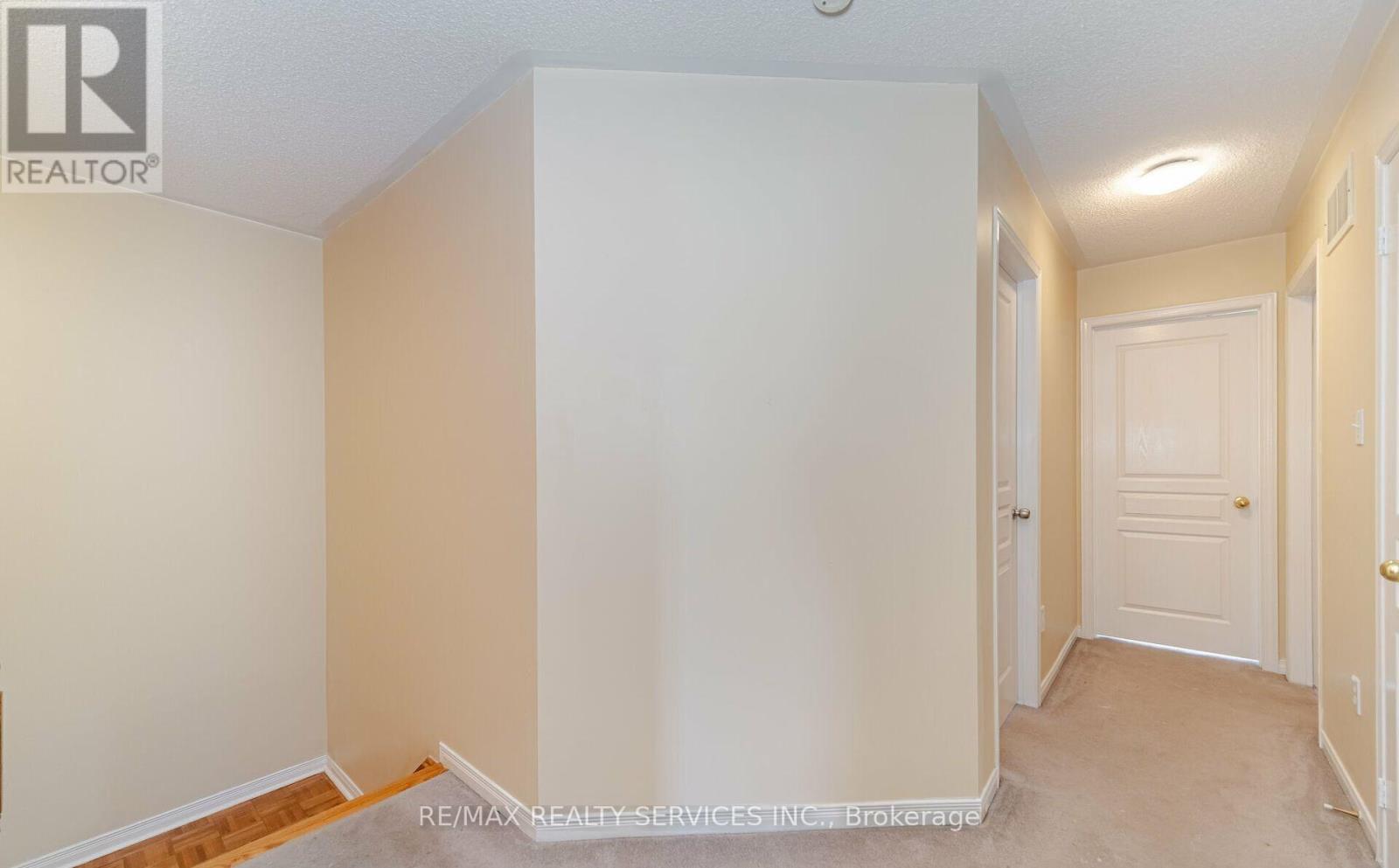 5616 Margarita Crescent, Mississauga, Ontario  L5M 6Z2 - Photo 16 - W12808710