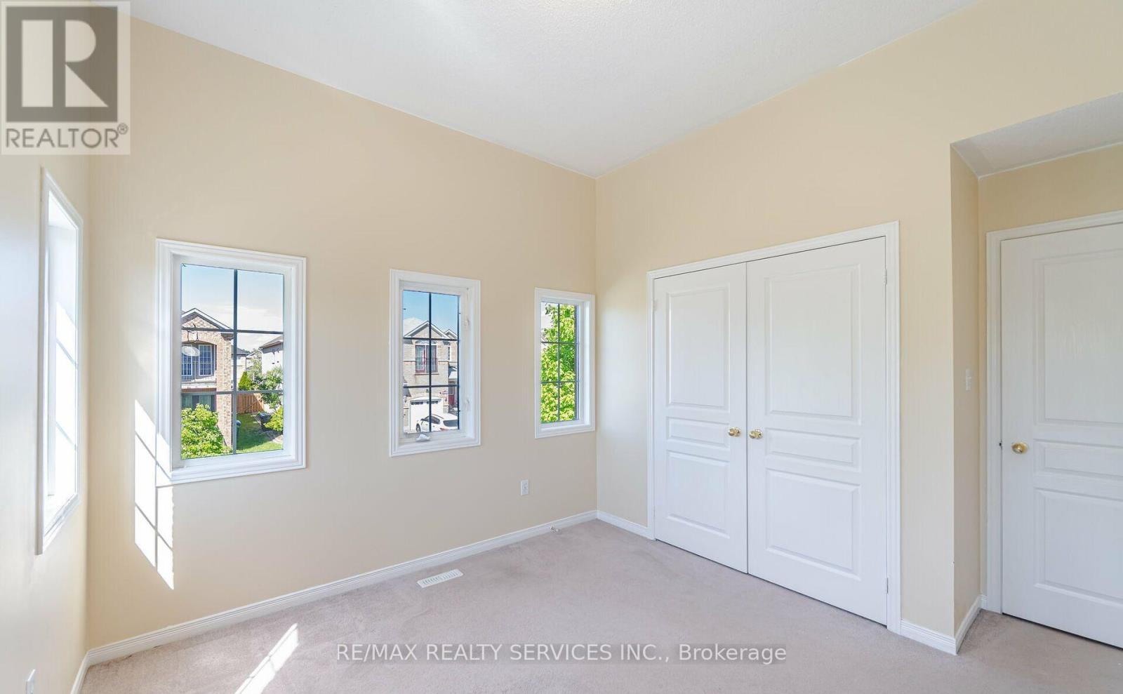 5616 Margarita Crescent, Mississauga, Ontario  L5M 6Z2 - Photo 21 - W12808710