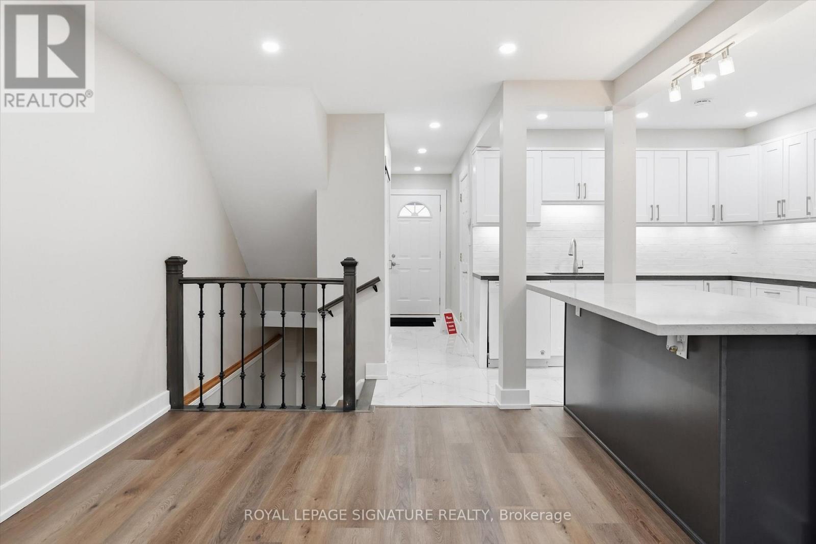 9 - 100 Quigley Road, Hamilton, Ontario  L8K 6J1 - Photo 17 - X12808716