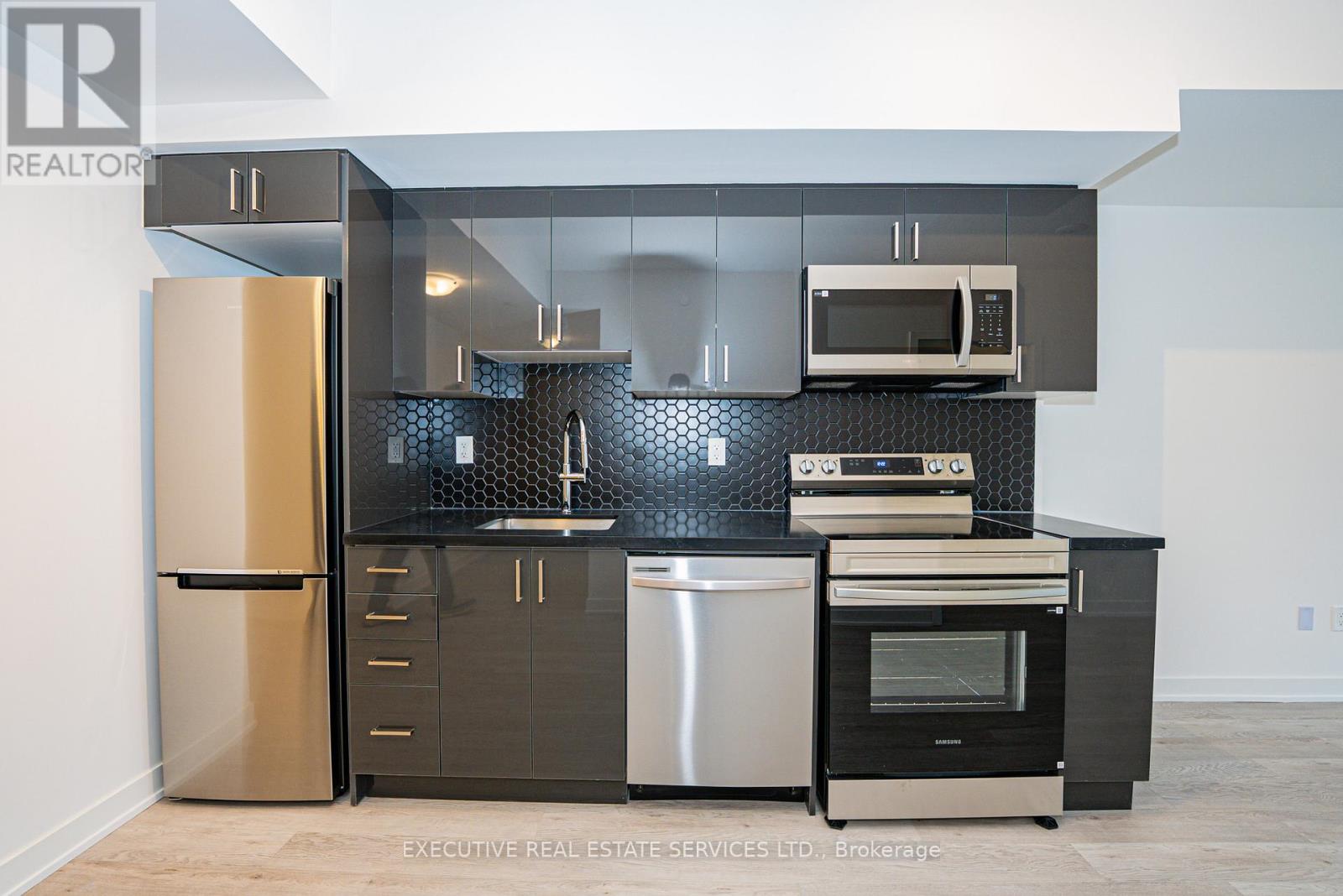 1610 - 1010 Sandy Beach Road, Pickering, Ontario  L1W 0C7 - Photo 14 - E12803702