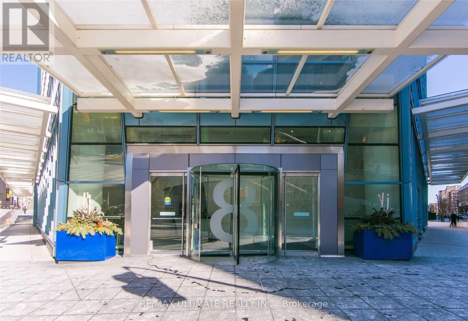 3502 - 8 The Esplanade, Toronto, Ontario  M5E 0A6 - Photo 2 - C12791590