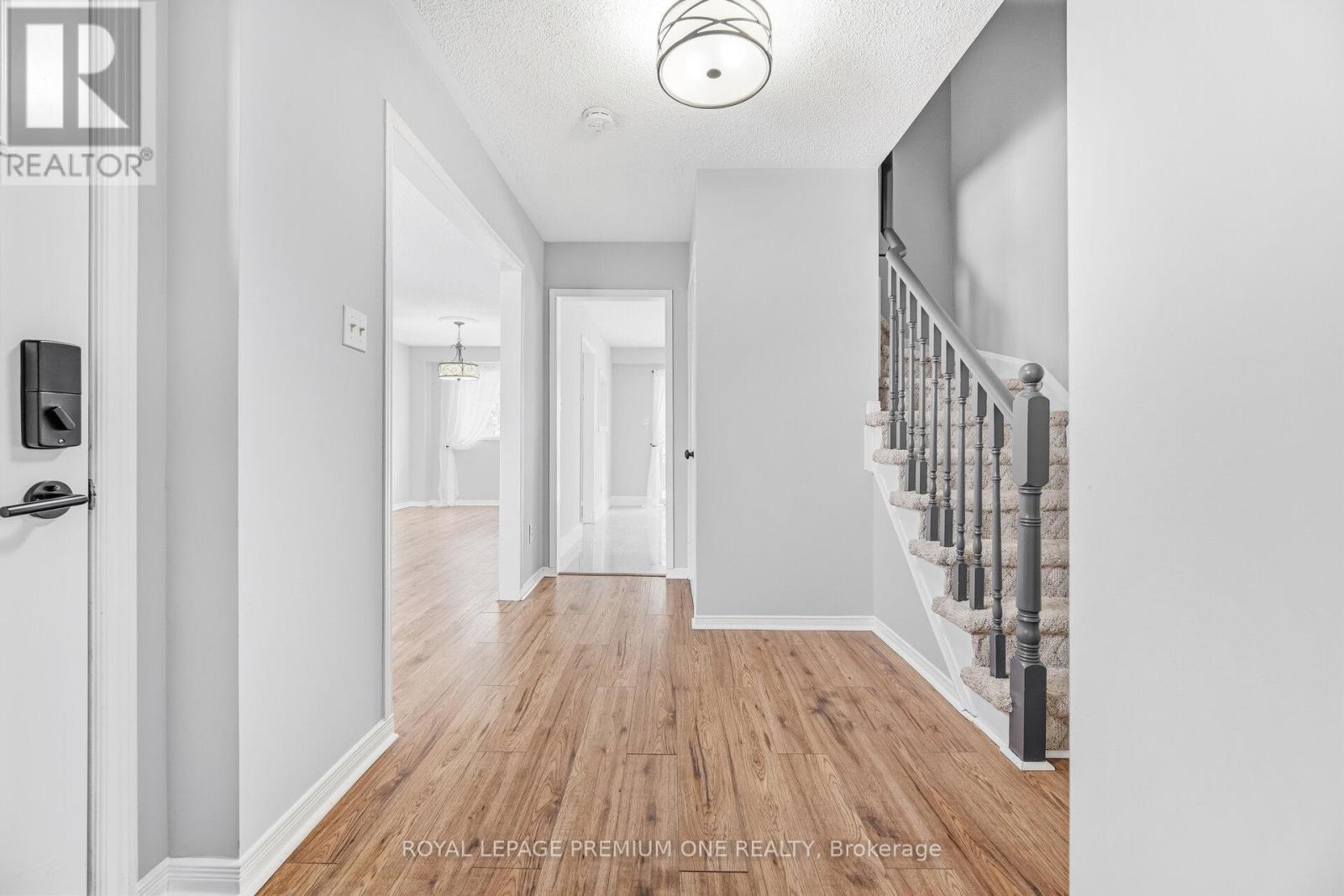 69 Mcknight Crescent, New Tecumseth, Ontario  L0G 1W0 - Photo 10 - N12799490