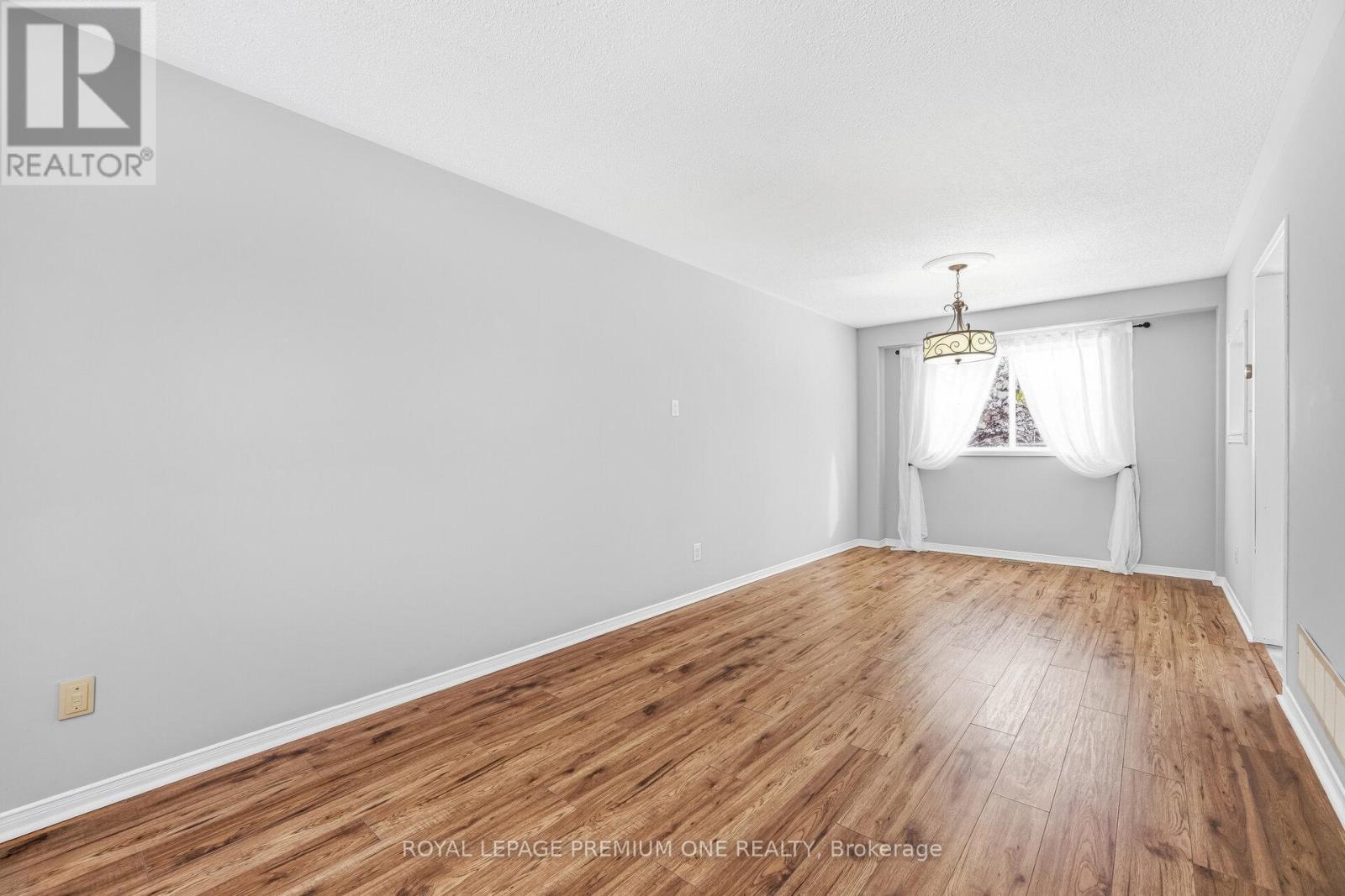 69 Mcknight Crescent, New Tecumseth, Ontario  L0G 1W0 - Photo 15 - N12799490