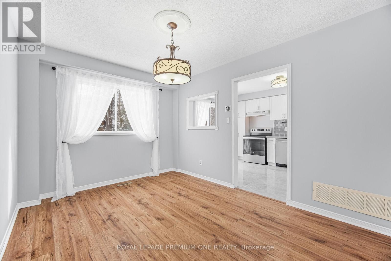 69 Mcknight Crescent, New Tecumseth, Ontario  L0G 1W0 - Photo 22 - N12799490