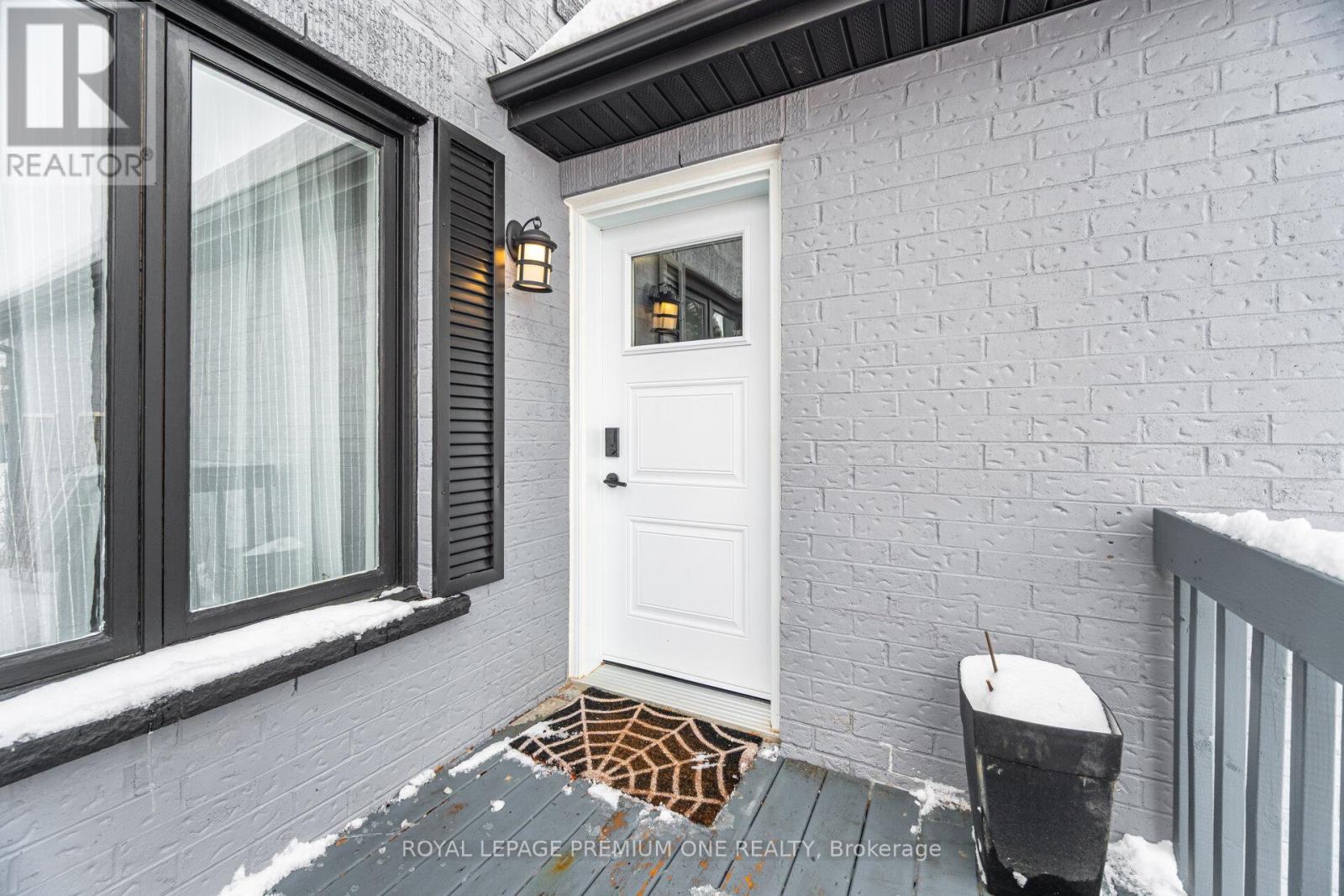 69 Mcknight Crescent, New Tecumseth, Ontario  L0G 1W0 - Photo 8 - N12799490