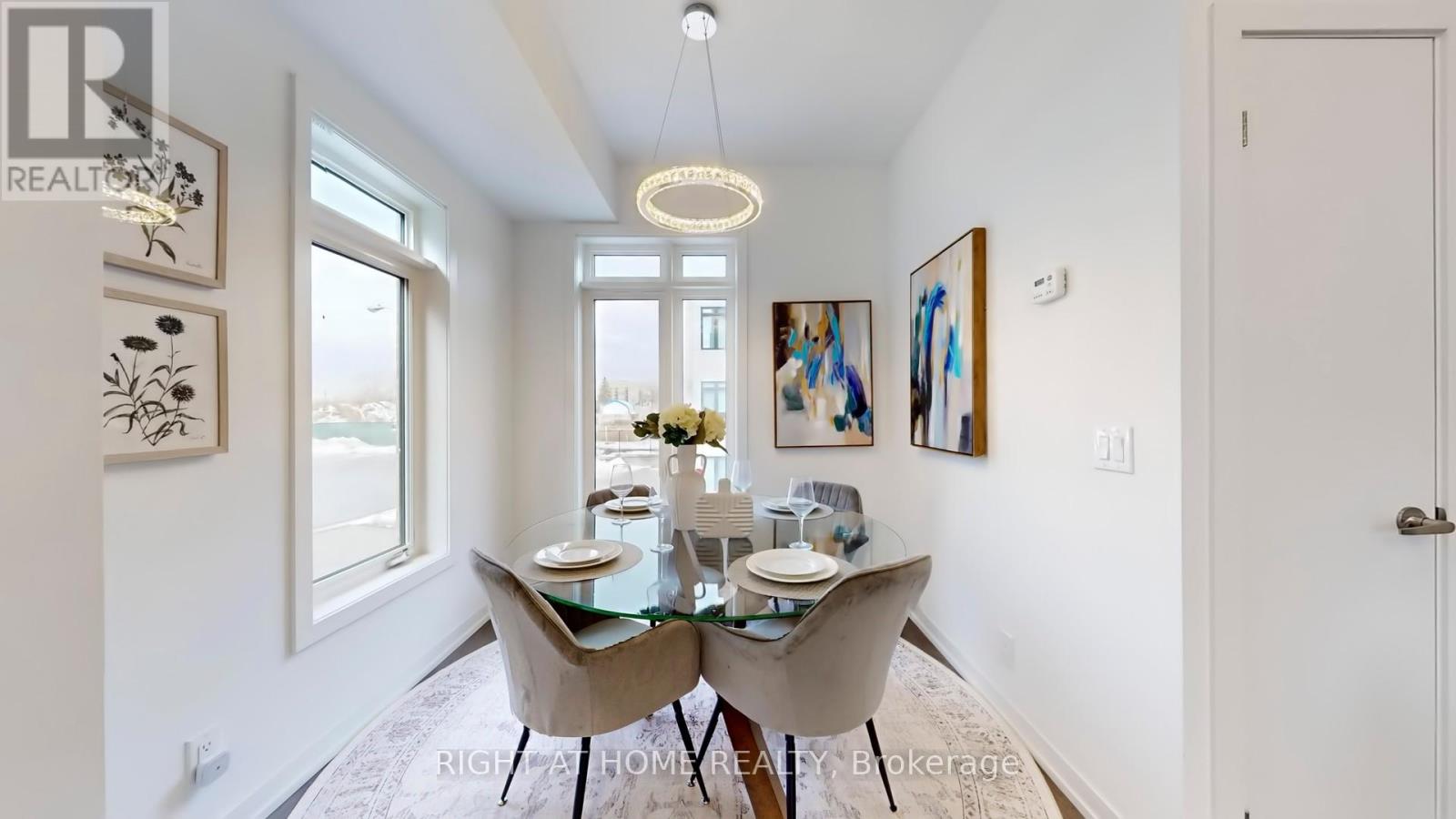 32 Spruce Pines Crescent, Toronto, Ontario M4A 1Y7 - Photo 17 - C12808752