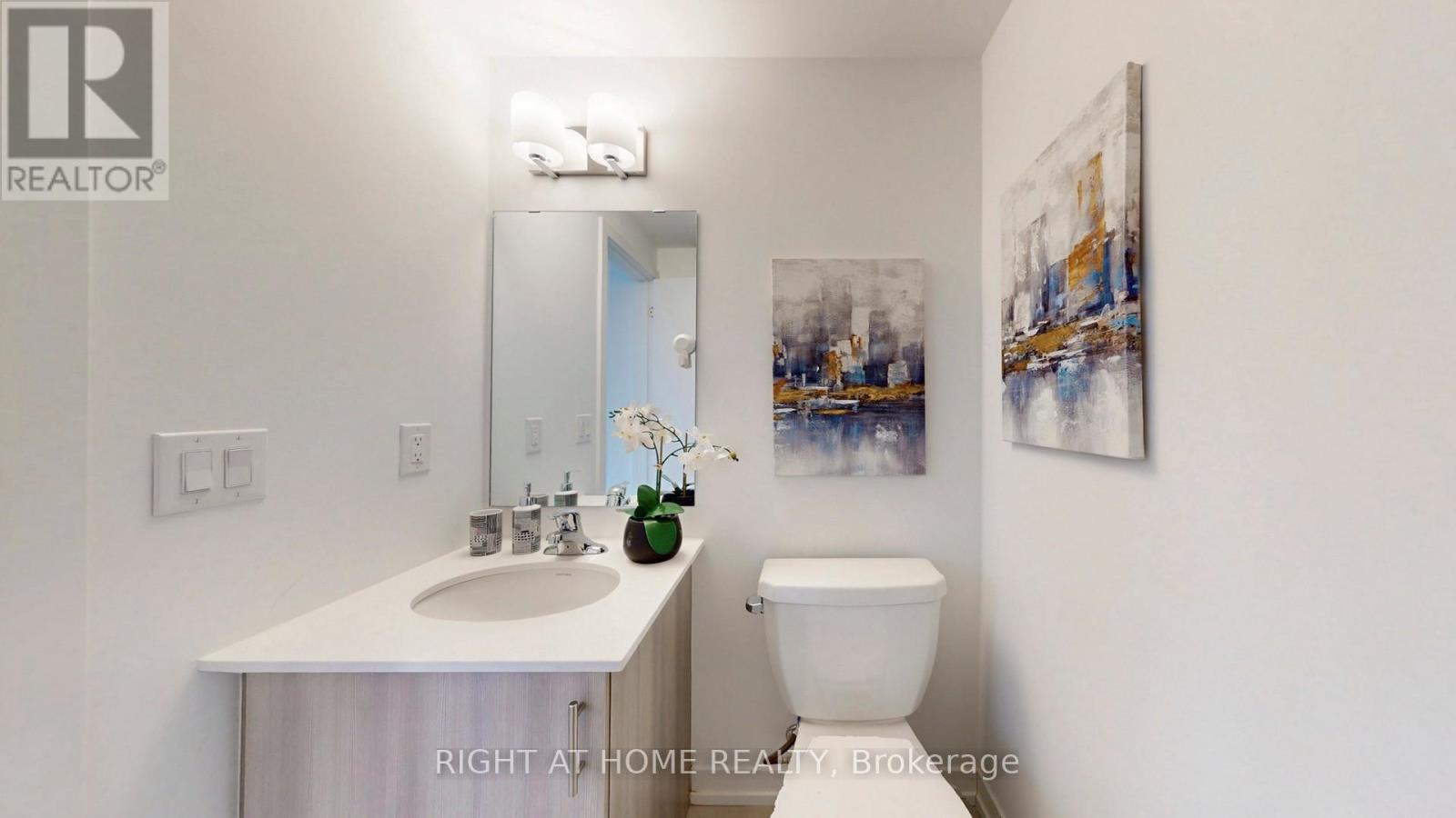 32 Spruce Pines Crescent, Toronto, Ontario M4A 1Y7 - Photo 27 - C12808752