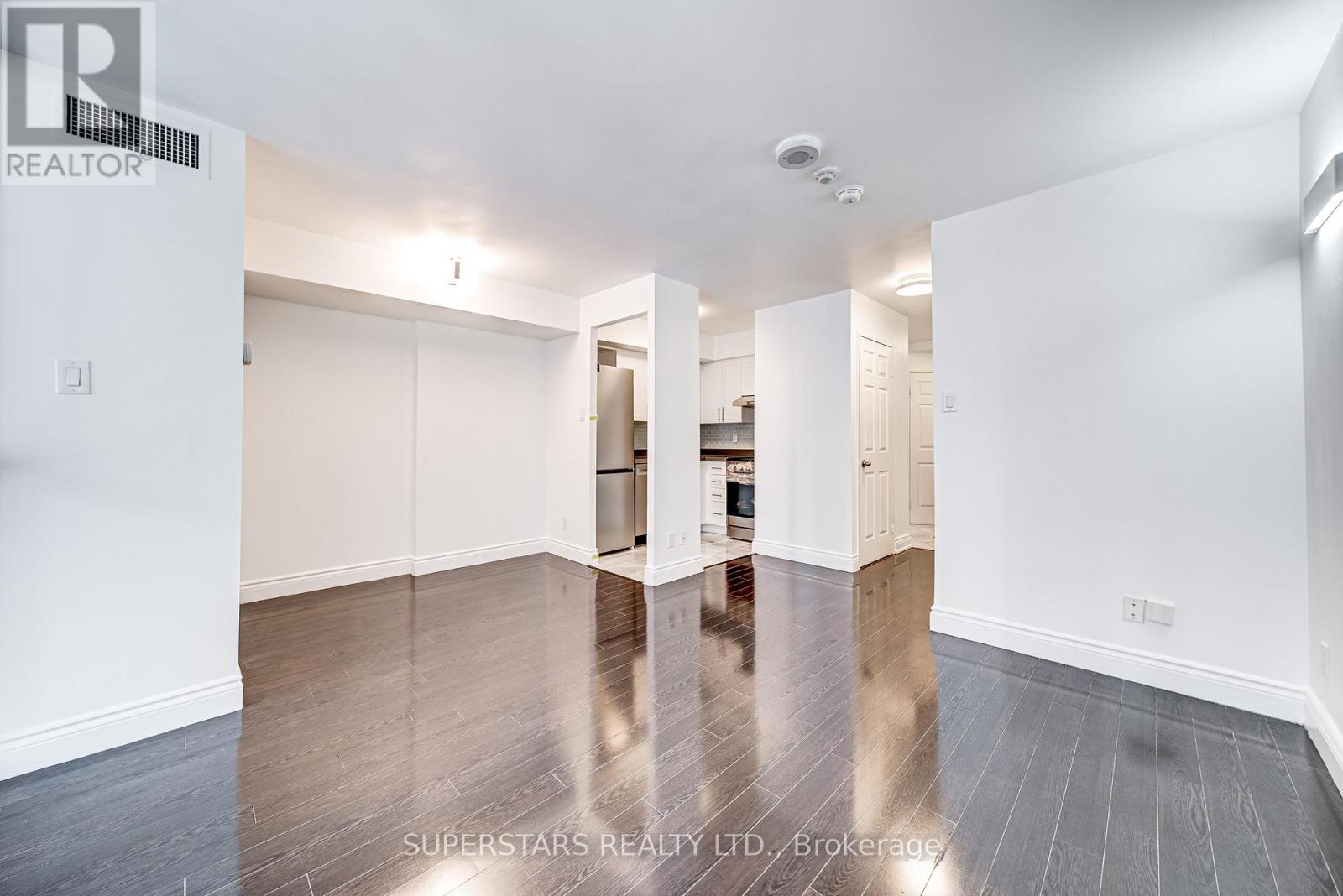 2104 - 55 Centre Avenue, Toronto, Ontario  M5G 2H5 - Photo 4 - C12808754