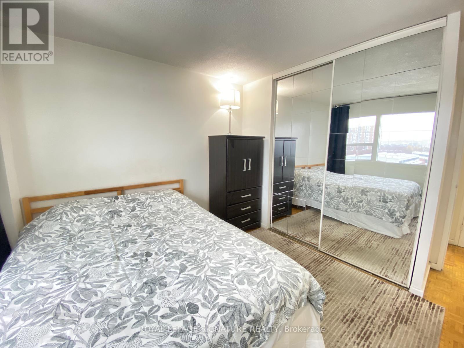 912 - 100 Leeward Glenway, Toronto, Ontario  M3C 2Z1 - Photo 1 - C12808780