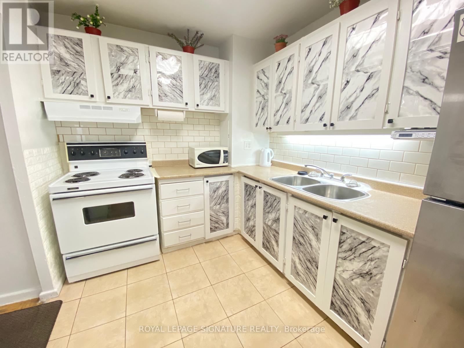 912 - 100 Leeward Glenway, Toronto, Ontario  M3C 2Z1 - Photo 6 - C12808780