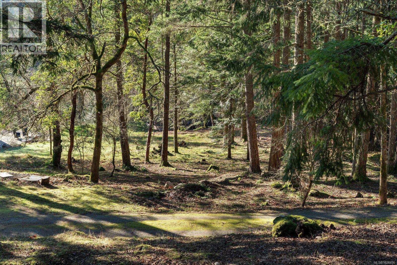 1183-1193 Hillgrove Rd, North Saanich, British Columbia