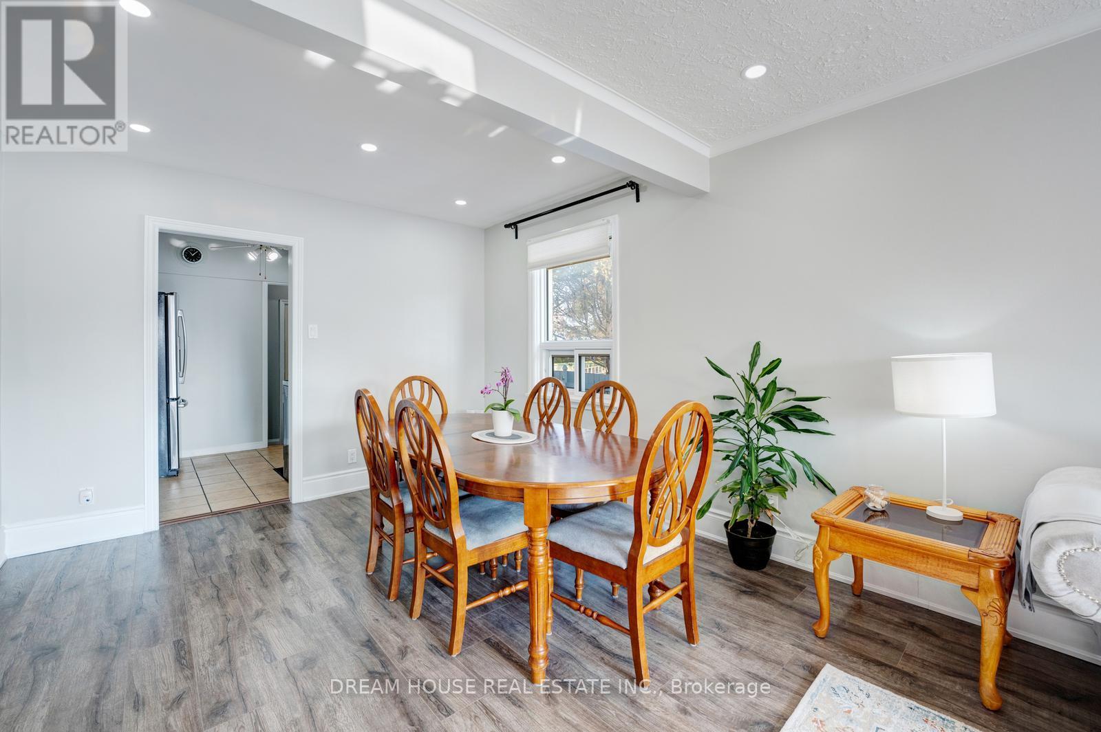 3256 St Clair Avenue E, Toronto, Ontario  M1L 1V8 - Photo 10 - E12808766