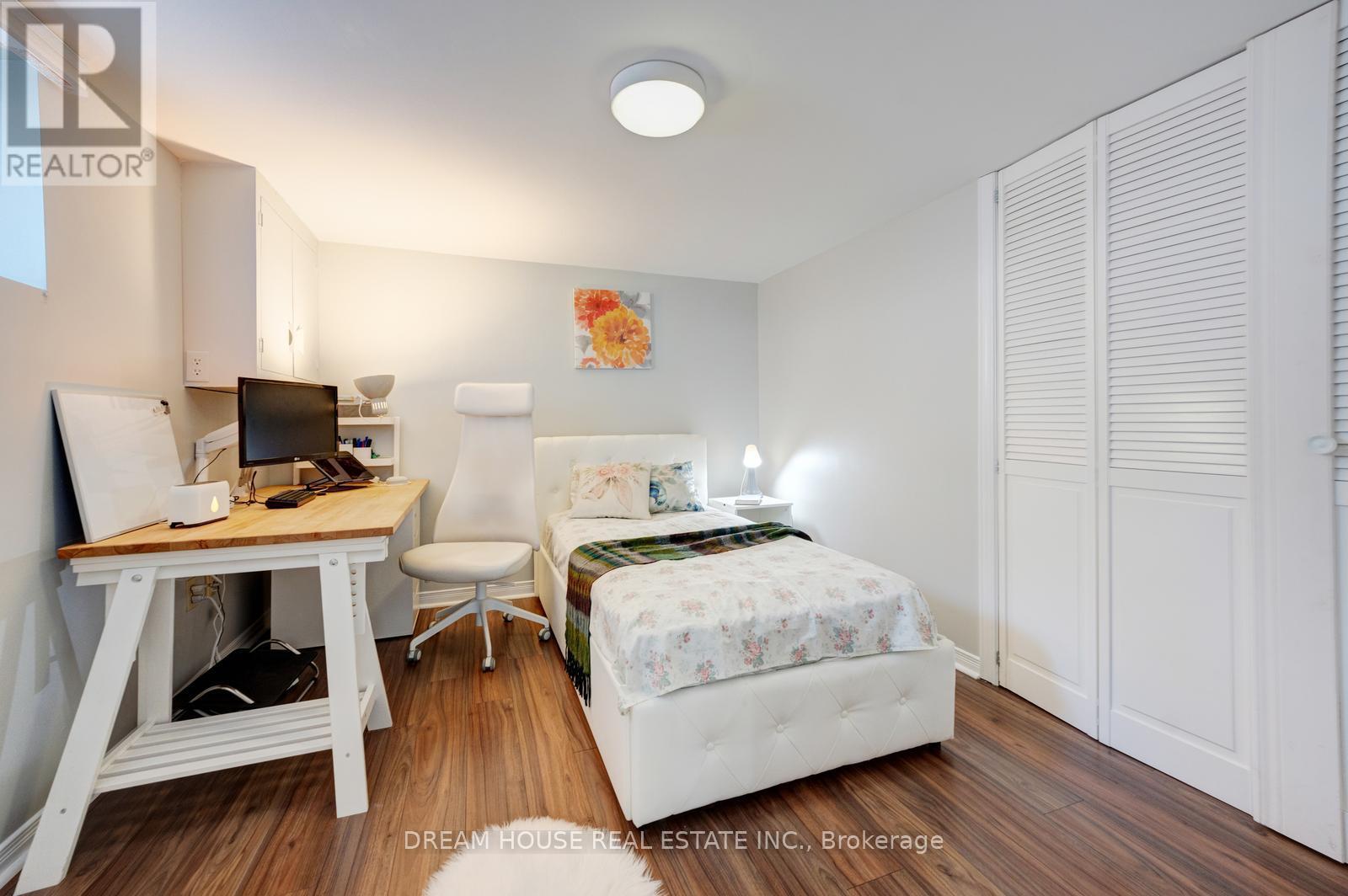 3256 St Clair Avenue E, Toronto, Ontario  M1L 1V8 - Photo 21 - E12808766