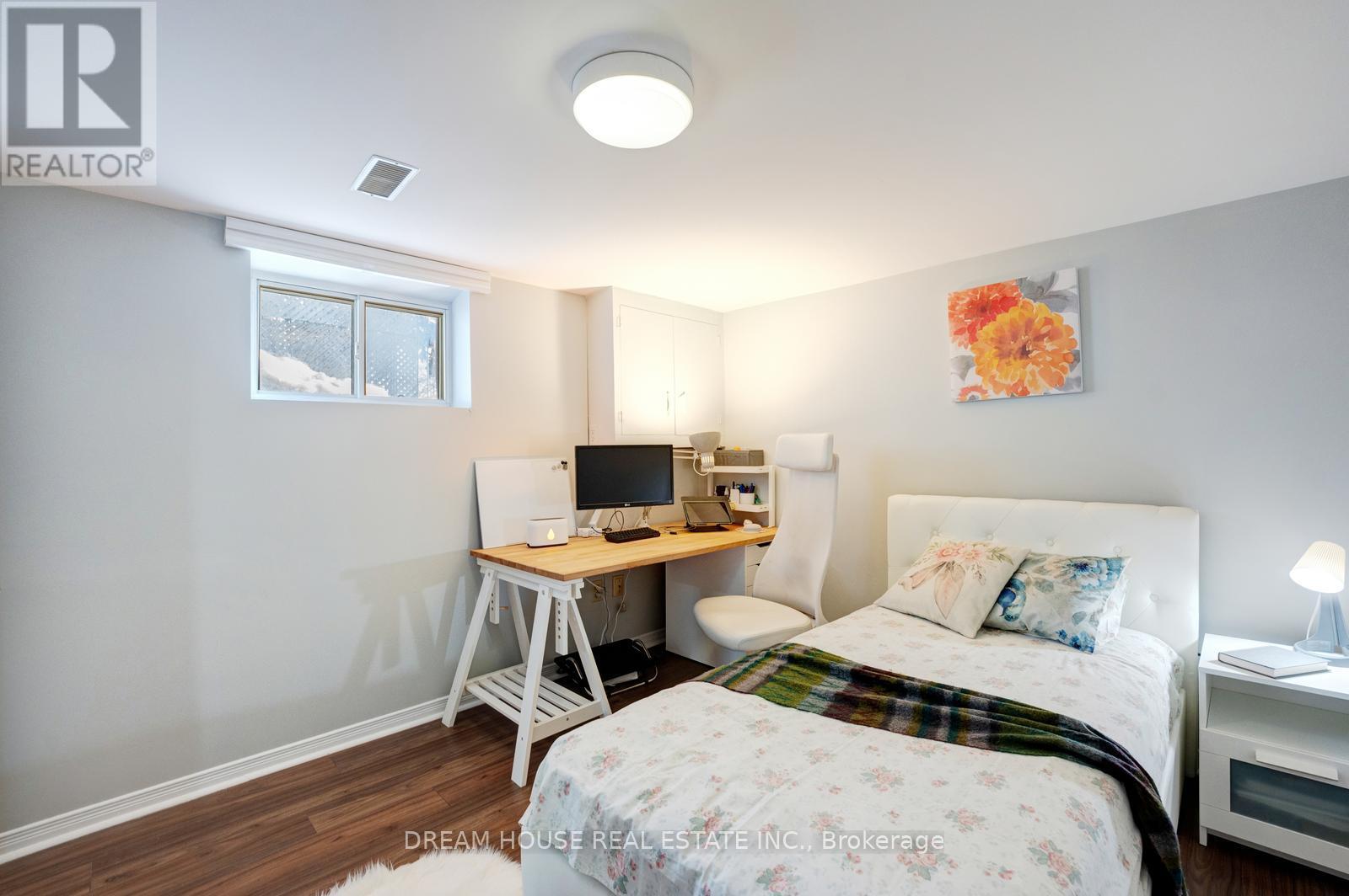 3256 St Clair Avenue E, Toronto, Ontario  M1L 1V8 - Photo 23 - E12808766