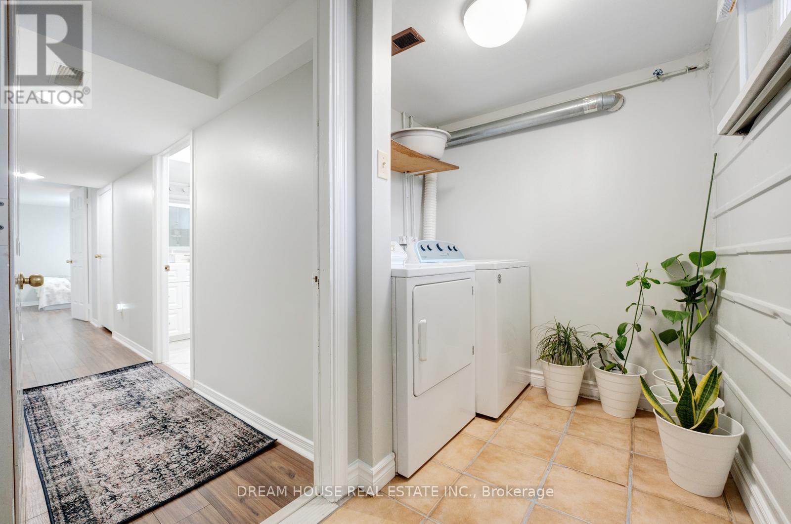 3256 St Clair Avenue E, Toronto, Ontario  M1L 1V8 - Photo 25 - E12808766