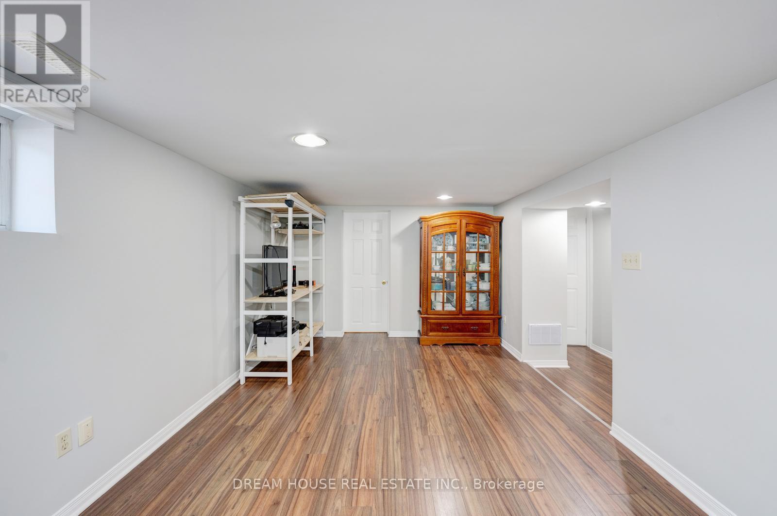 3256 St Clair Avenue E, Toronto, Ontario  M1L 1V8 - Photo 31 - E12808766
