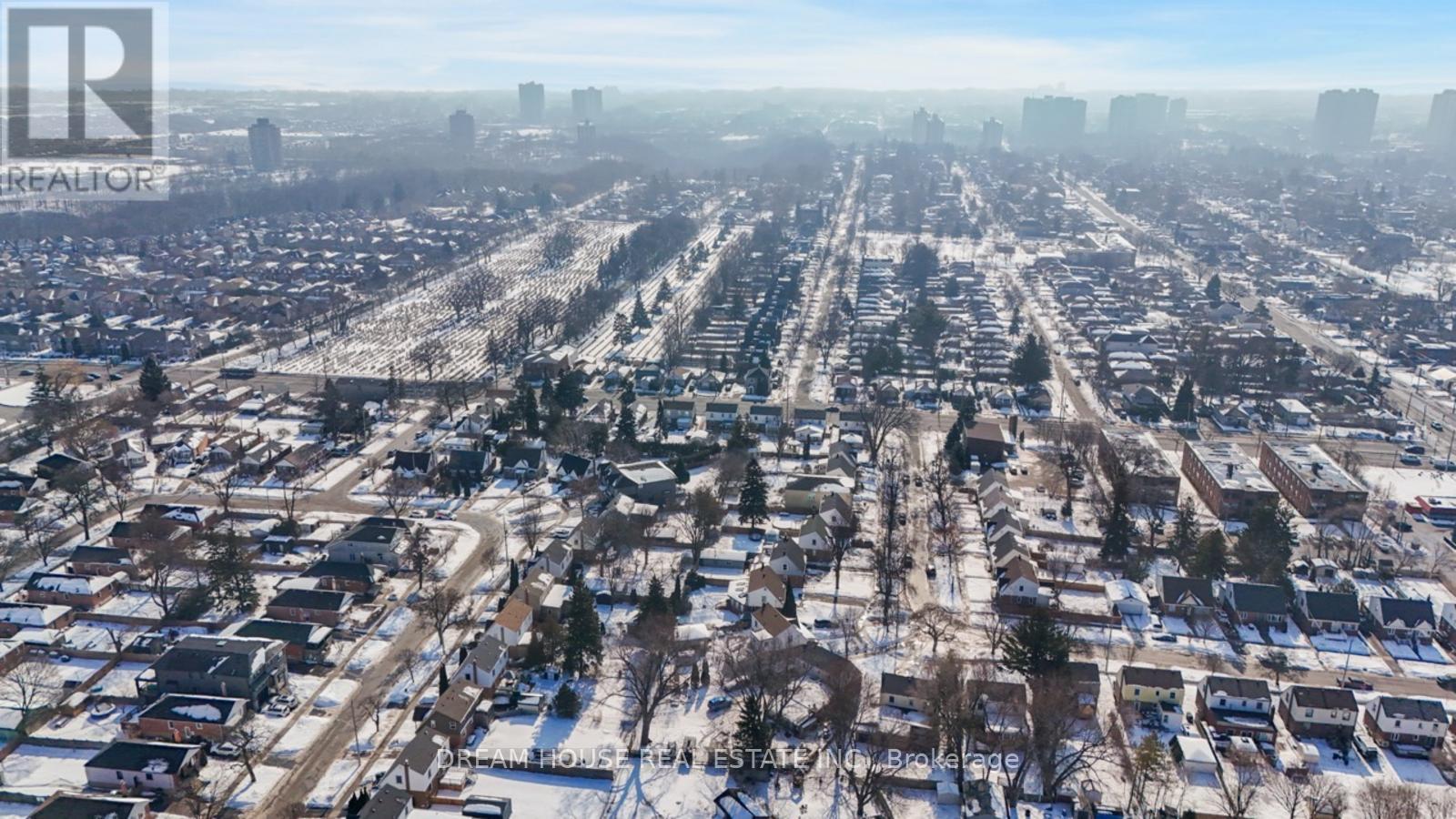 3256 St Clair Avenue E, Toronto, Ontario  M1L 1V8 - Photo 45 - E12808766