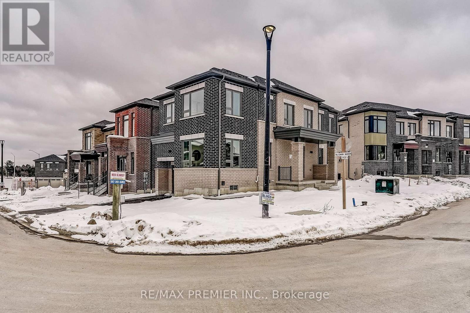 1265 Talisman Manor, Pickering, Ontario  L1V 2P8 - Photo 3 - E12808784