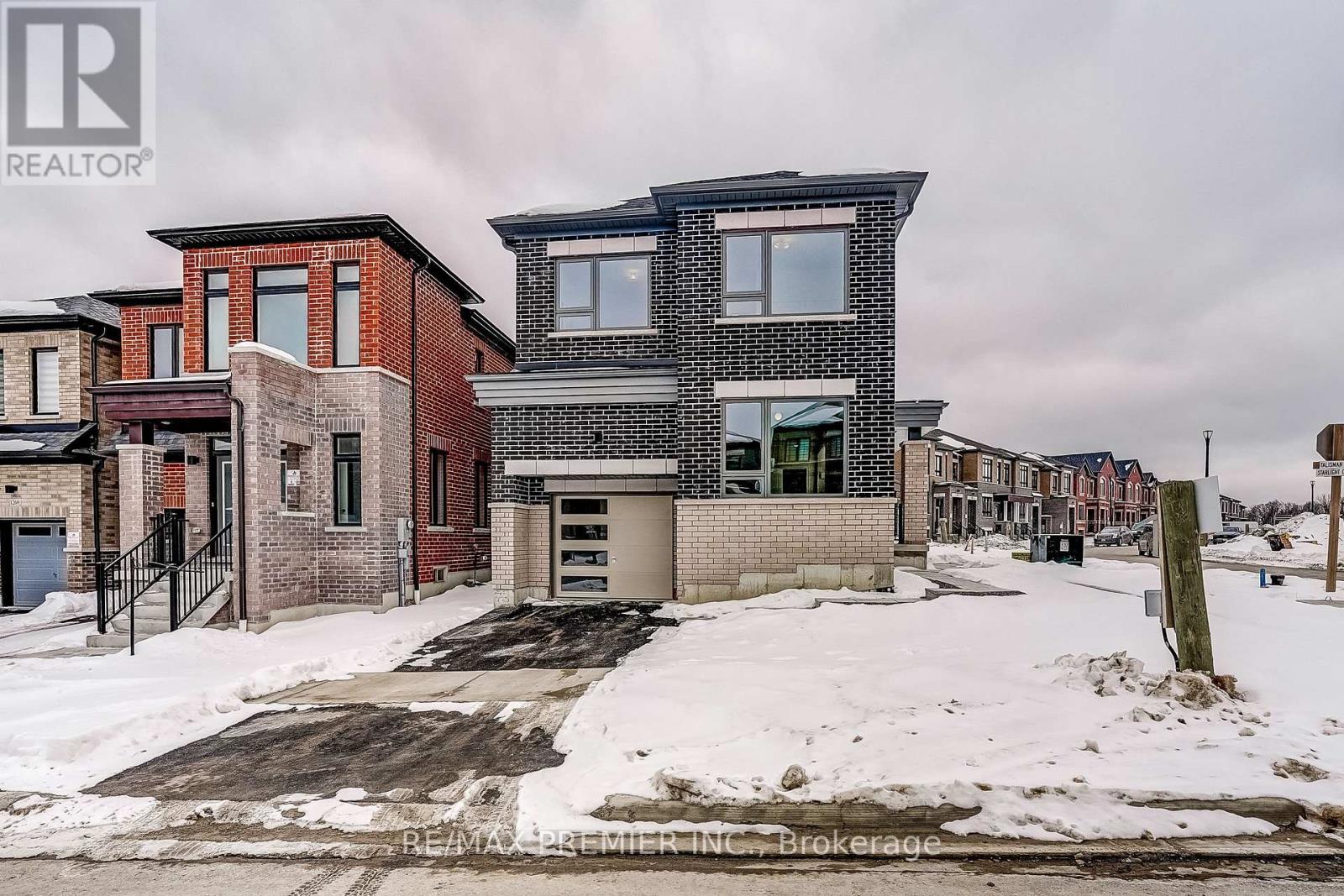 1265 Talisman Manor, Pickering, Ontario  L1V 2P8 - Photo 4 - E12808784