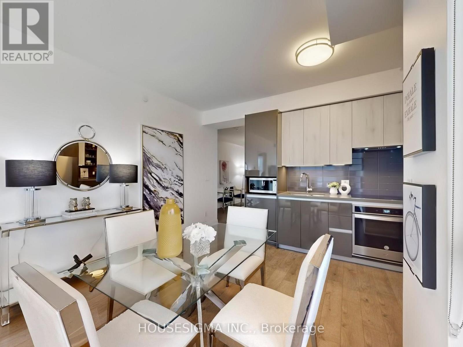 302 - 396 Highway 7 Road E, Richmond Hill, Ontario  L4B 0G7 - Photo 1 - N12723178