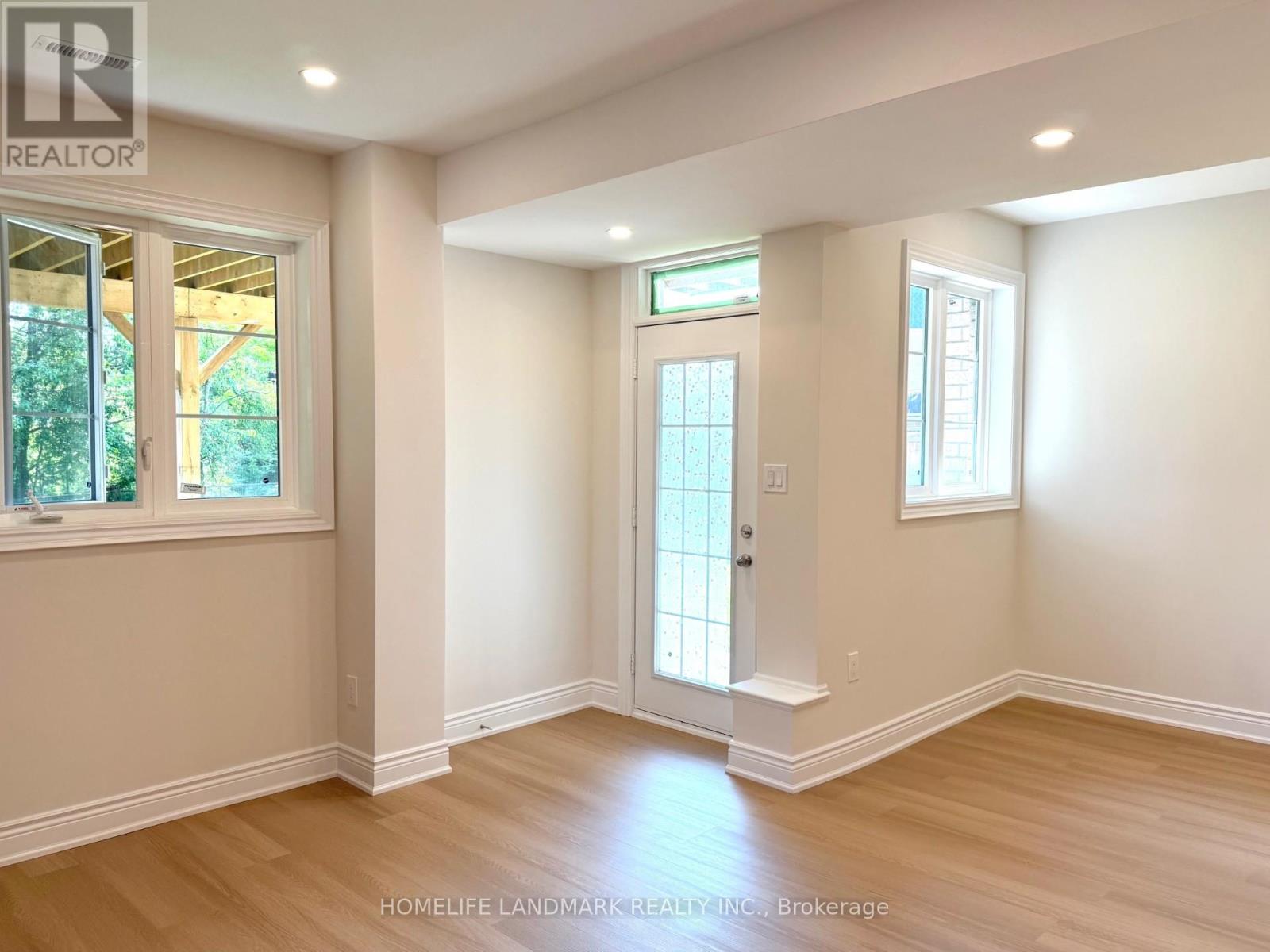 104 Mitchell Place, Newmarket, Ontario  L3Y 0C7 - Photo 13 - N12808734