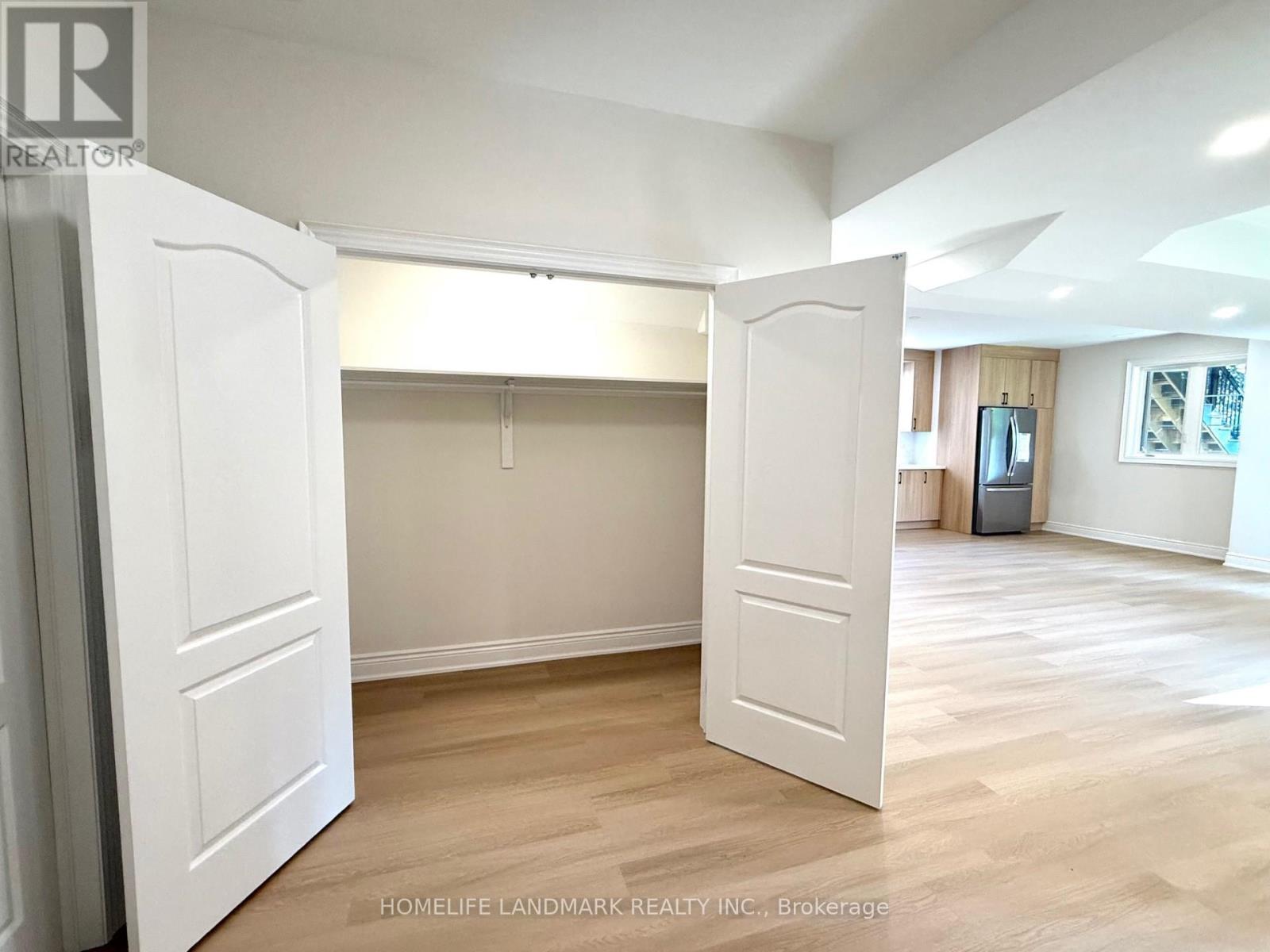 104 Mitchell Place, Newmarket, Ontario  L3Y 0C7 - Photo 14 - N12808734