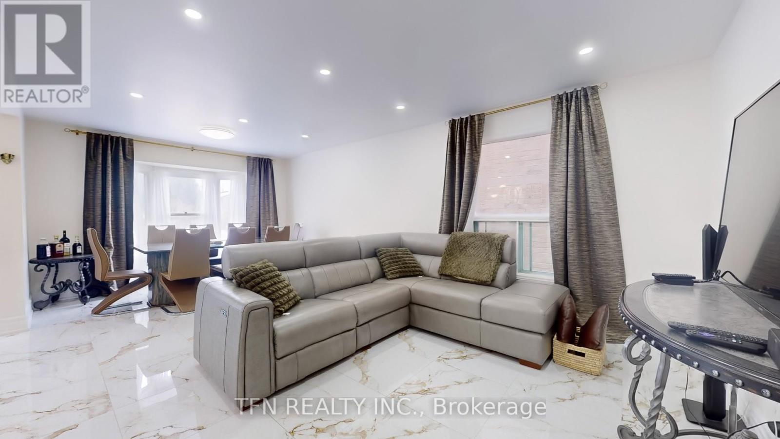 311 Conley Street, Vaughan, Ontario  L4J 2Z3 - Photo 3 - N12808746