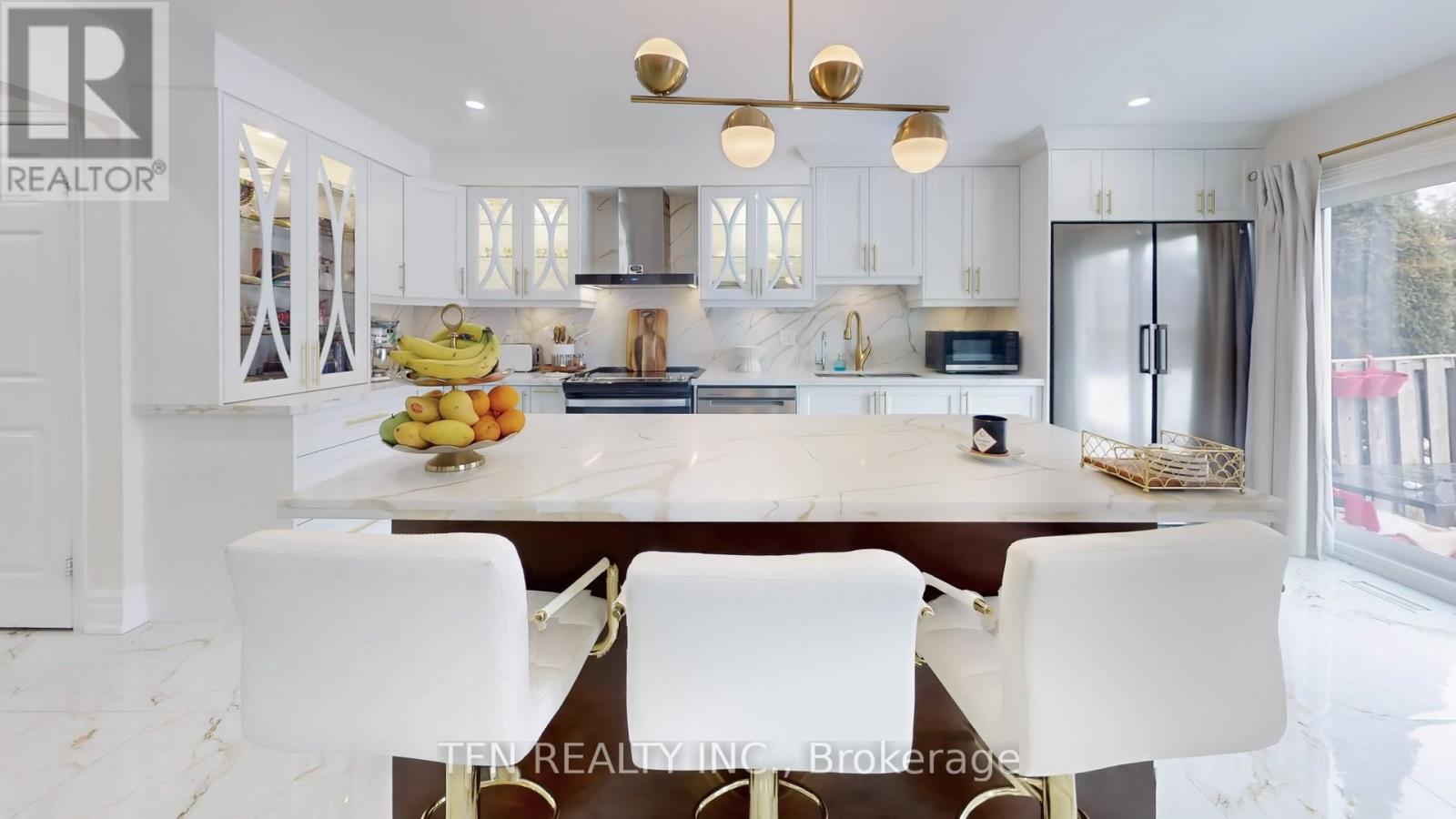 311 Conley Street, Vaughan, Ontario  L4J 2Z3 - Photo 6 - N12808746